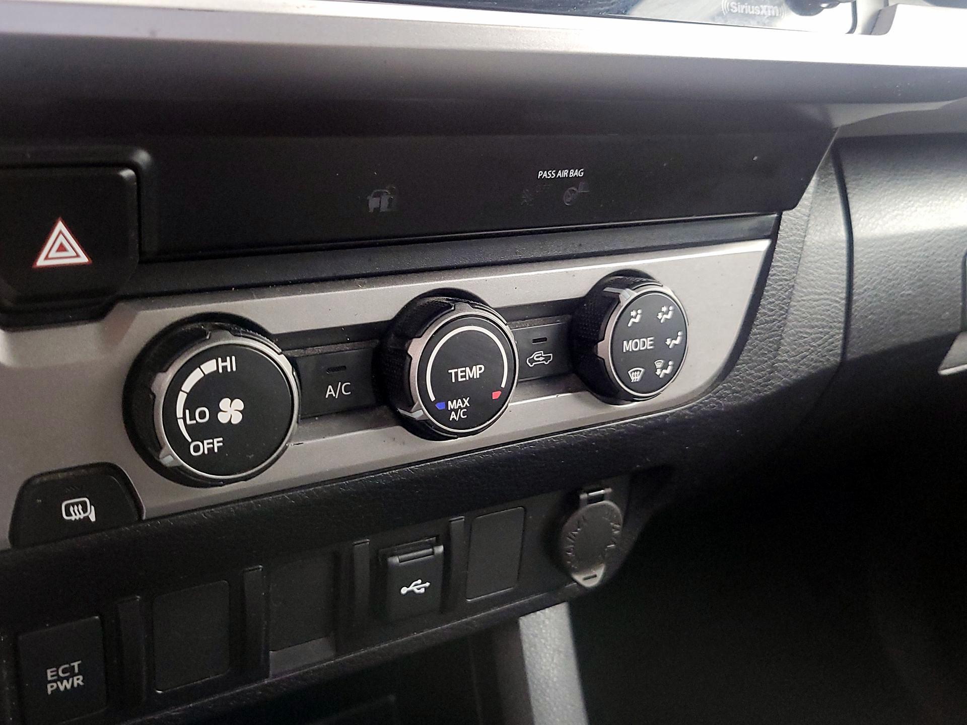 Thumbnail: 2023 Toyota Tacoma - 16