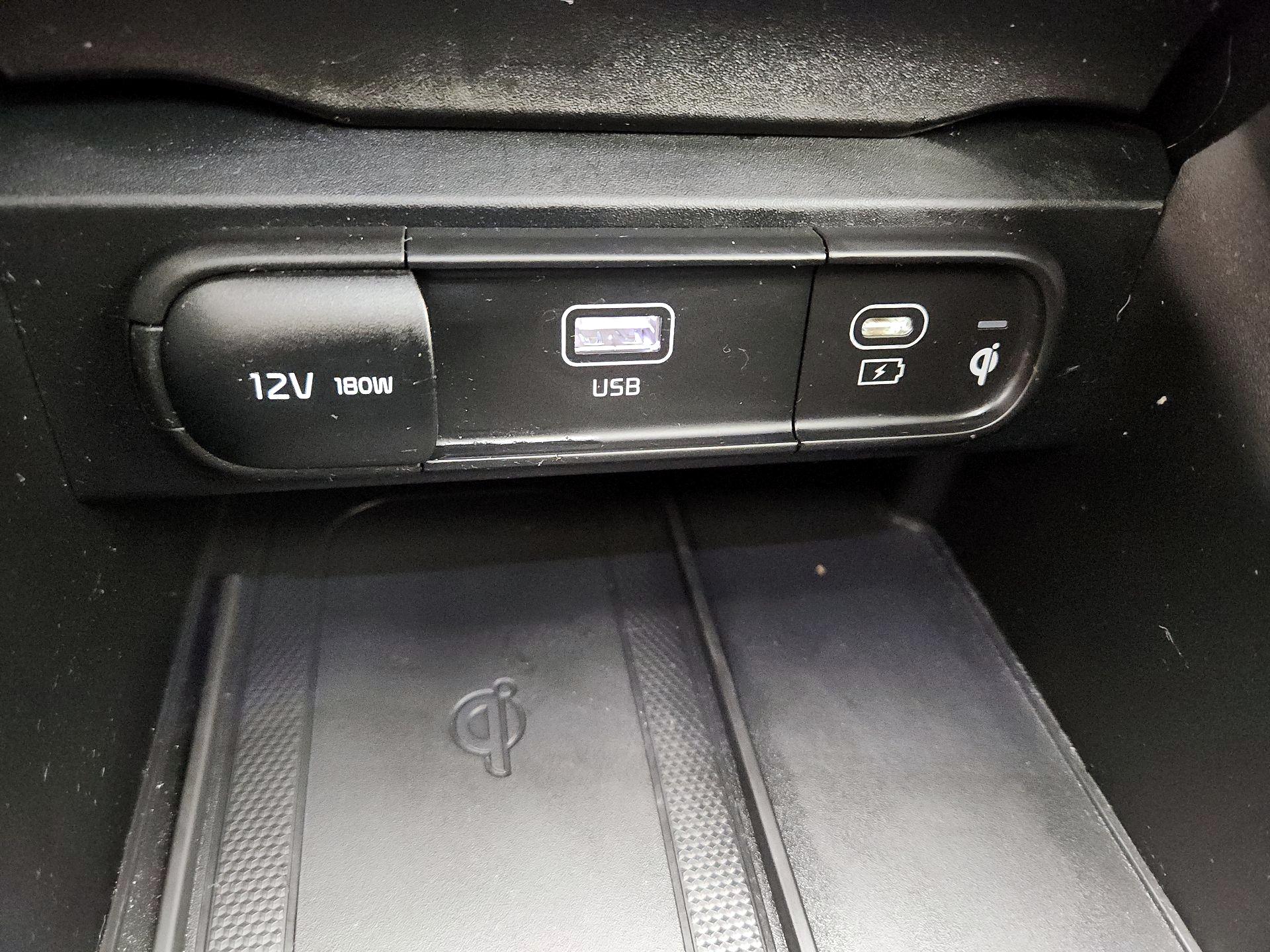 Thumbnail: 2023 Kia Telluride - 19