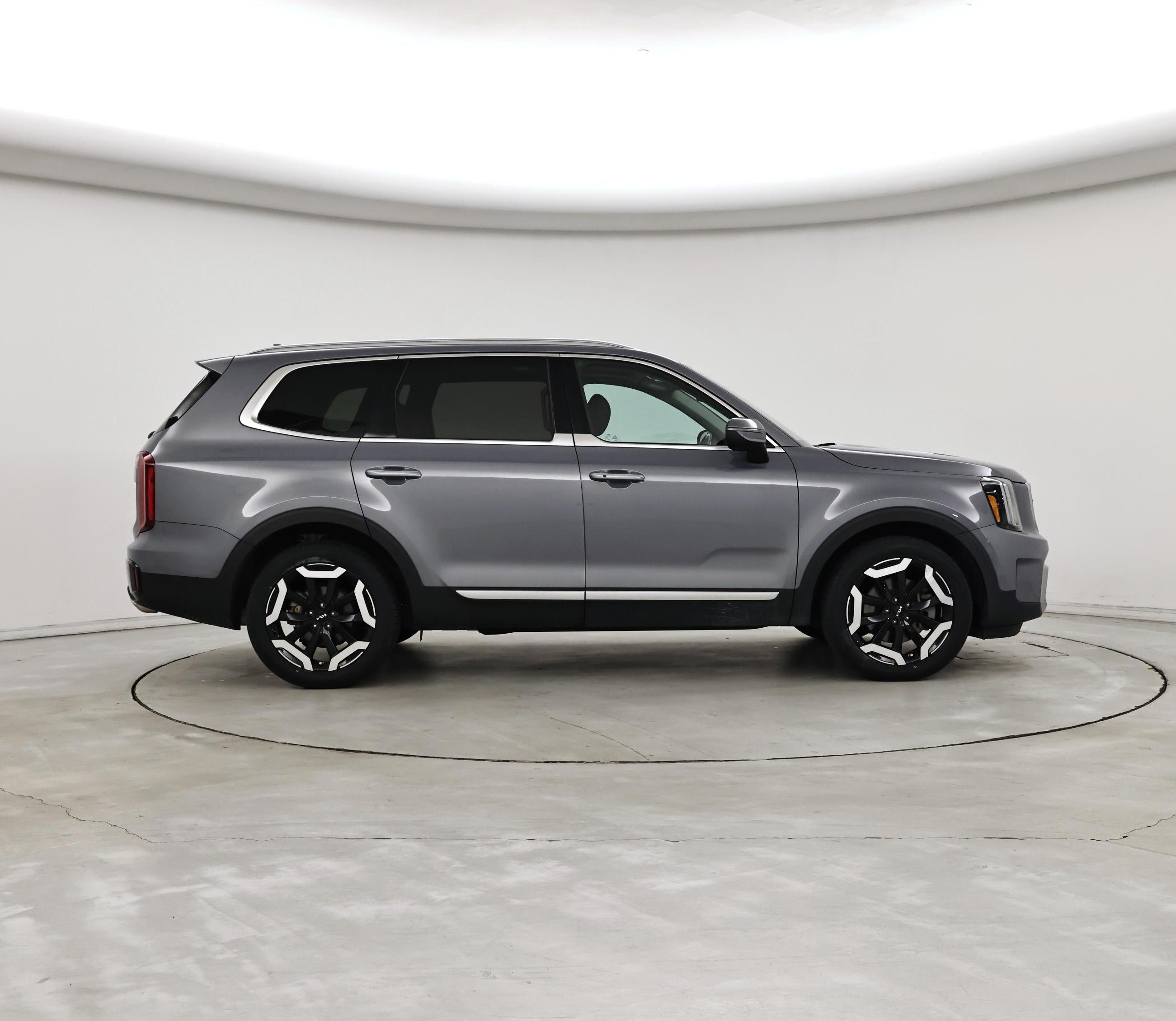 Thumbnail: 2023 Kia Telluride - 7