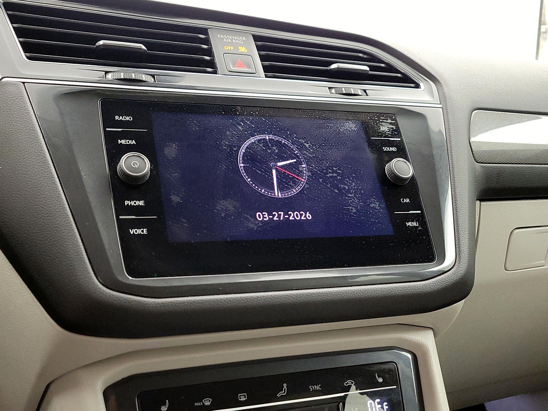 Thumbnail: 2023 Volkswagen Tiguan - 15