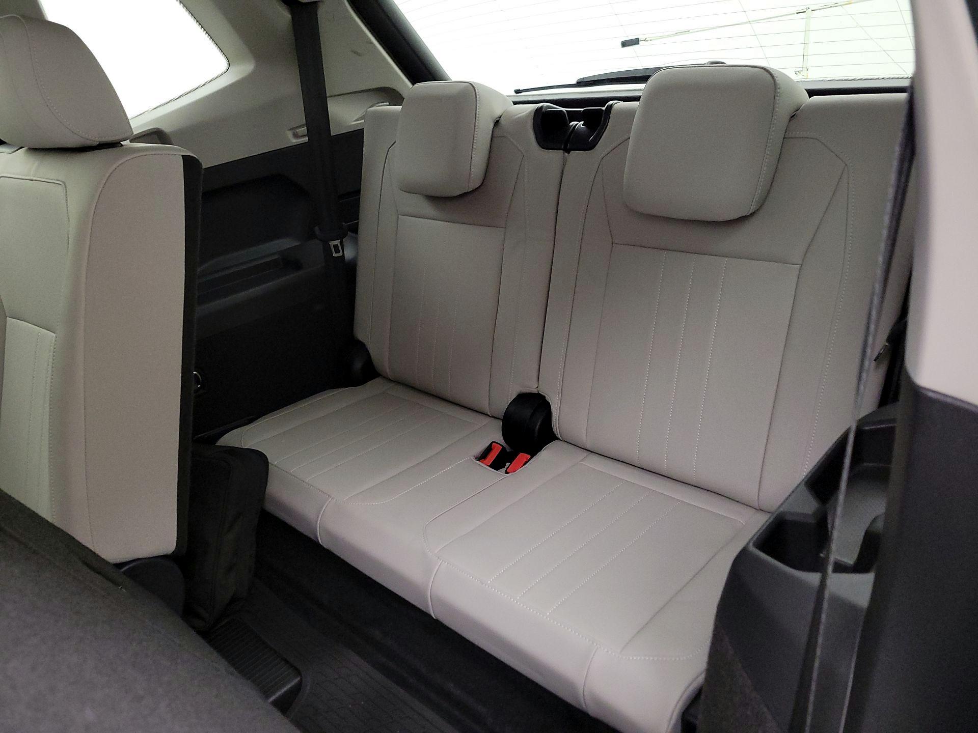 Thumbnail: 2023 Volkswagen Tiguan - 20