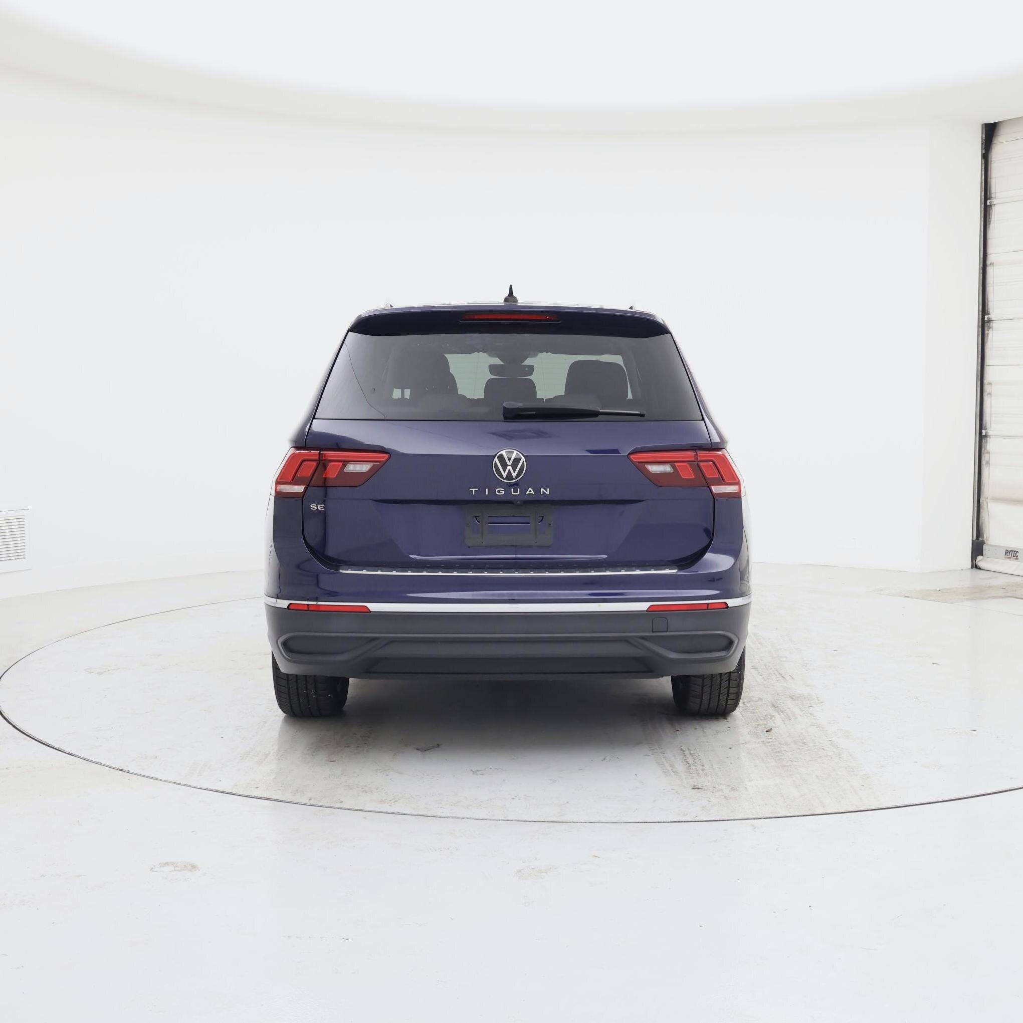 Thumbnail: 2023 Volkswagen Tiguan - 6