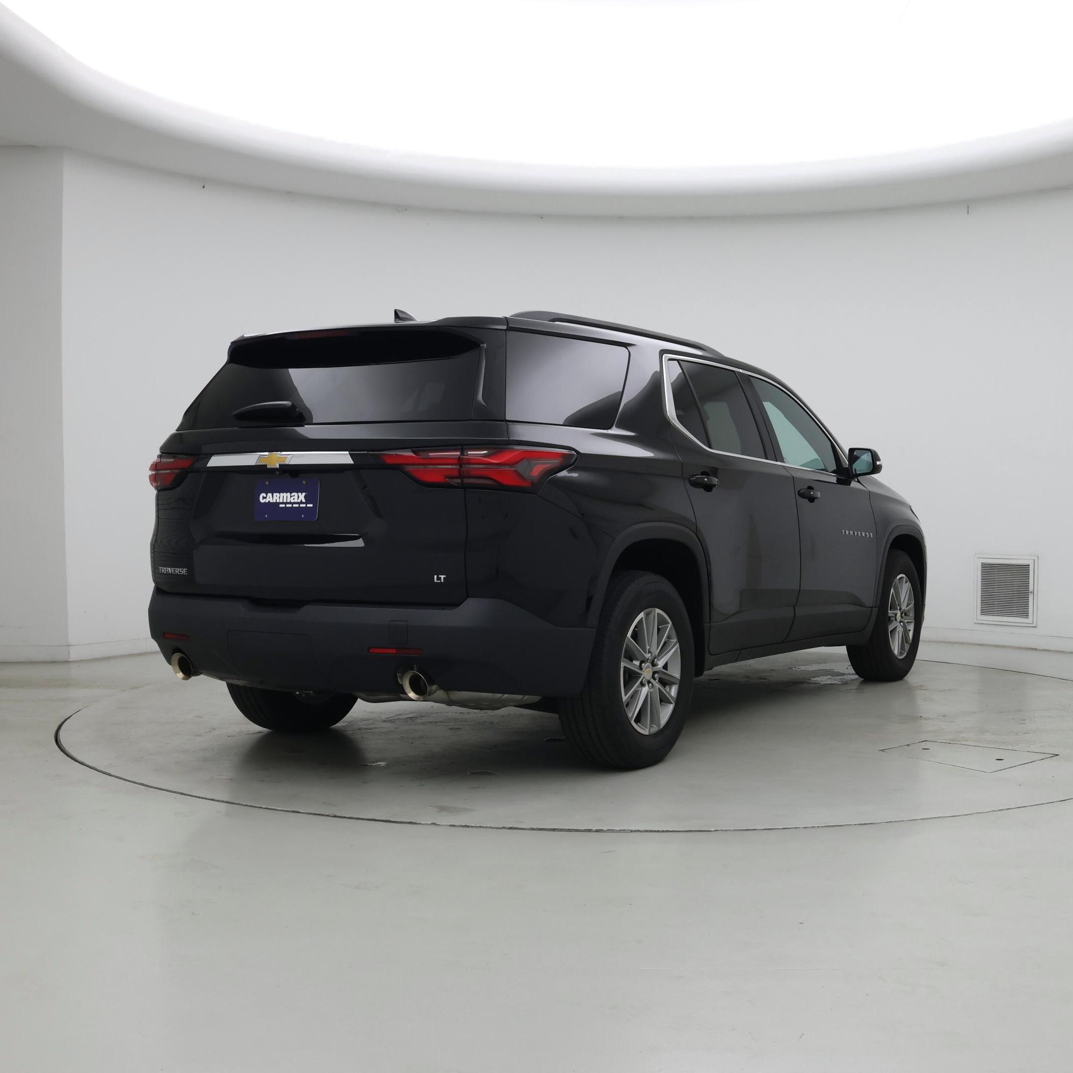 Thumbnail: 2023 Chevrolet Traverse - 8