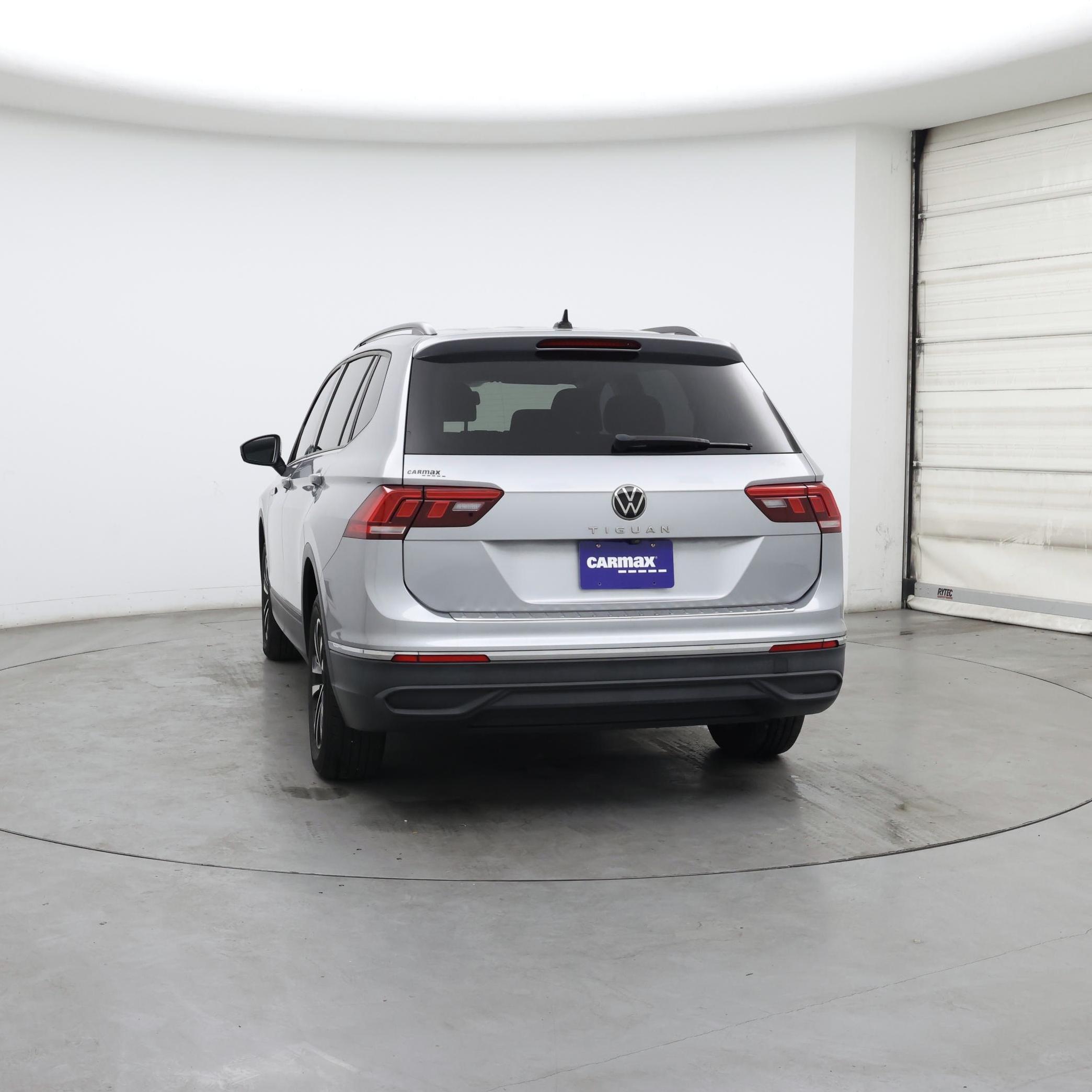 Thumbnail: 2022 Volkswagen Tiguan - 6