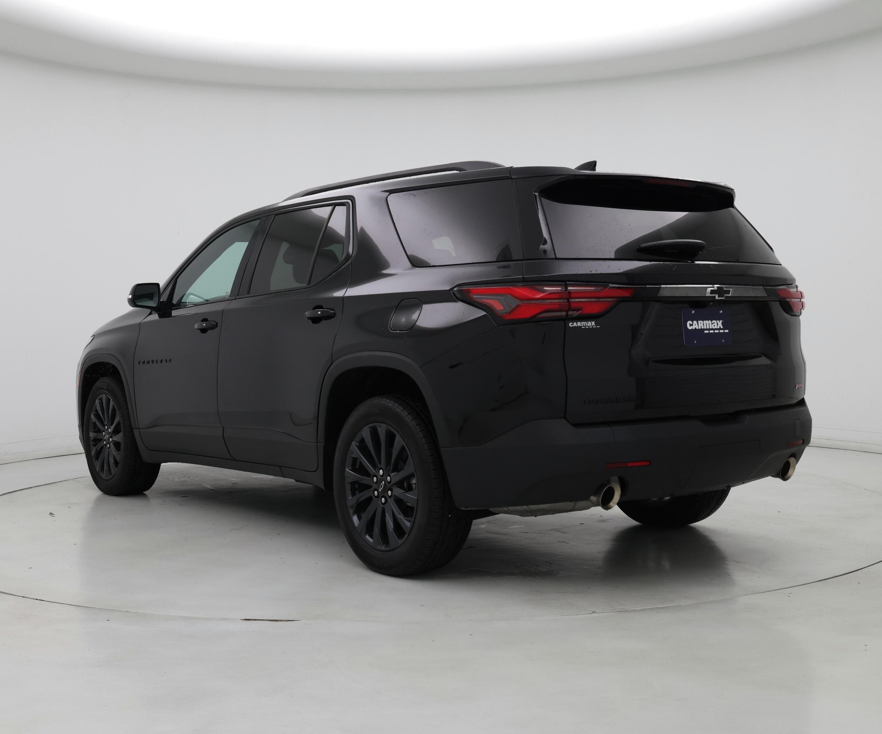 Thumbnail: 2023 Chevrolet Traverse - 2