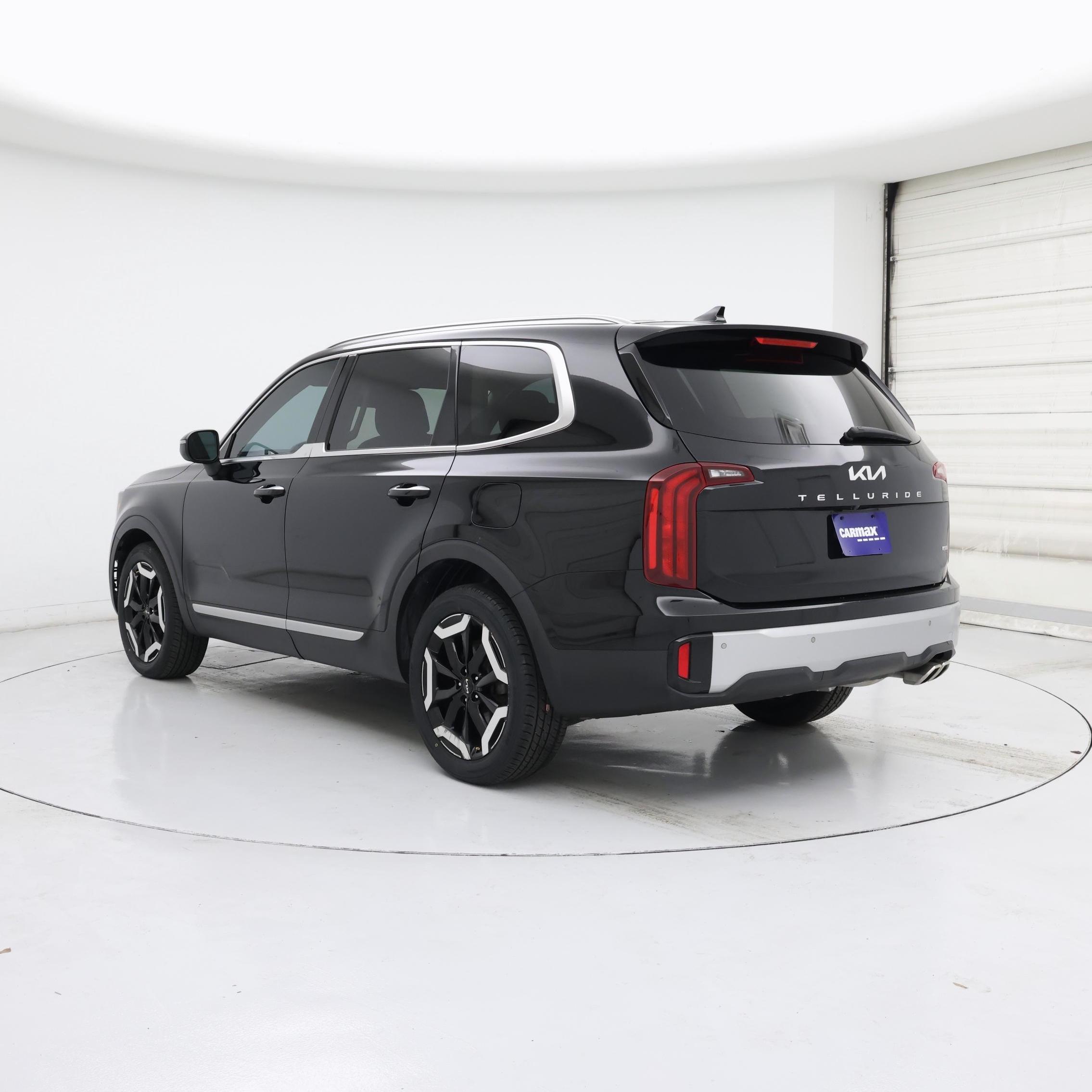 Thumbnail: 2023 Kia Telluride - 2