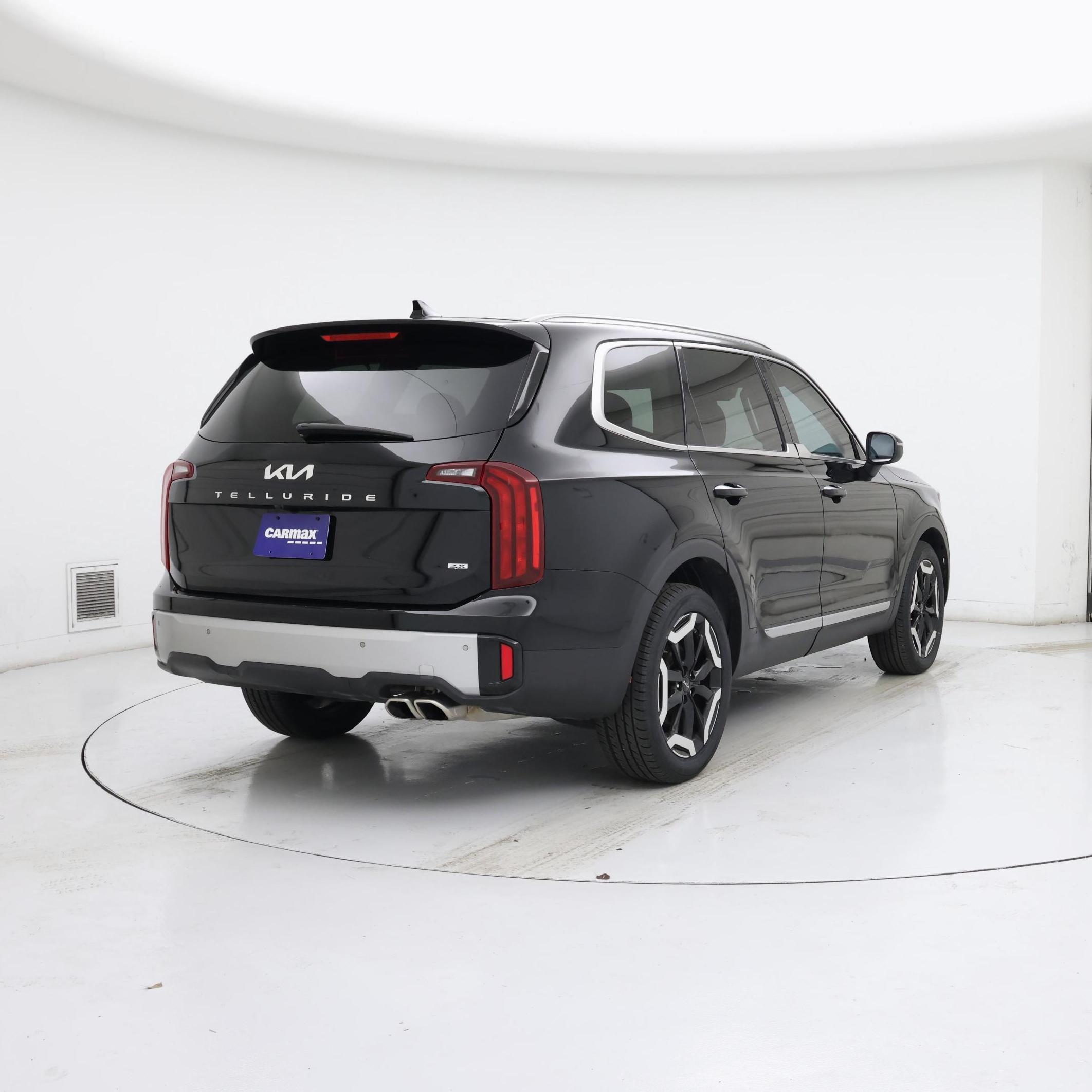 Thumbnail: 2023 Kia Telluride - 8