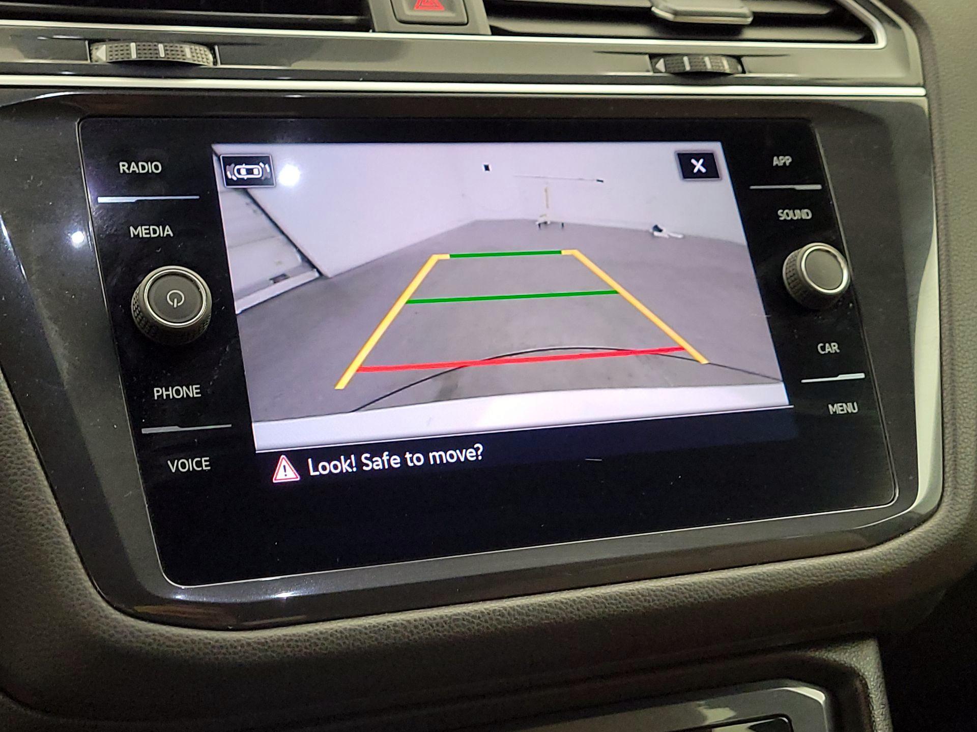 Thumbnail: 2024 Volkswagen Tiguan - 14