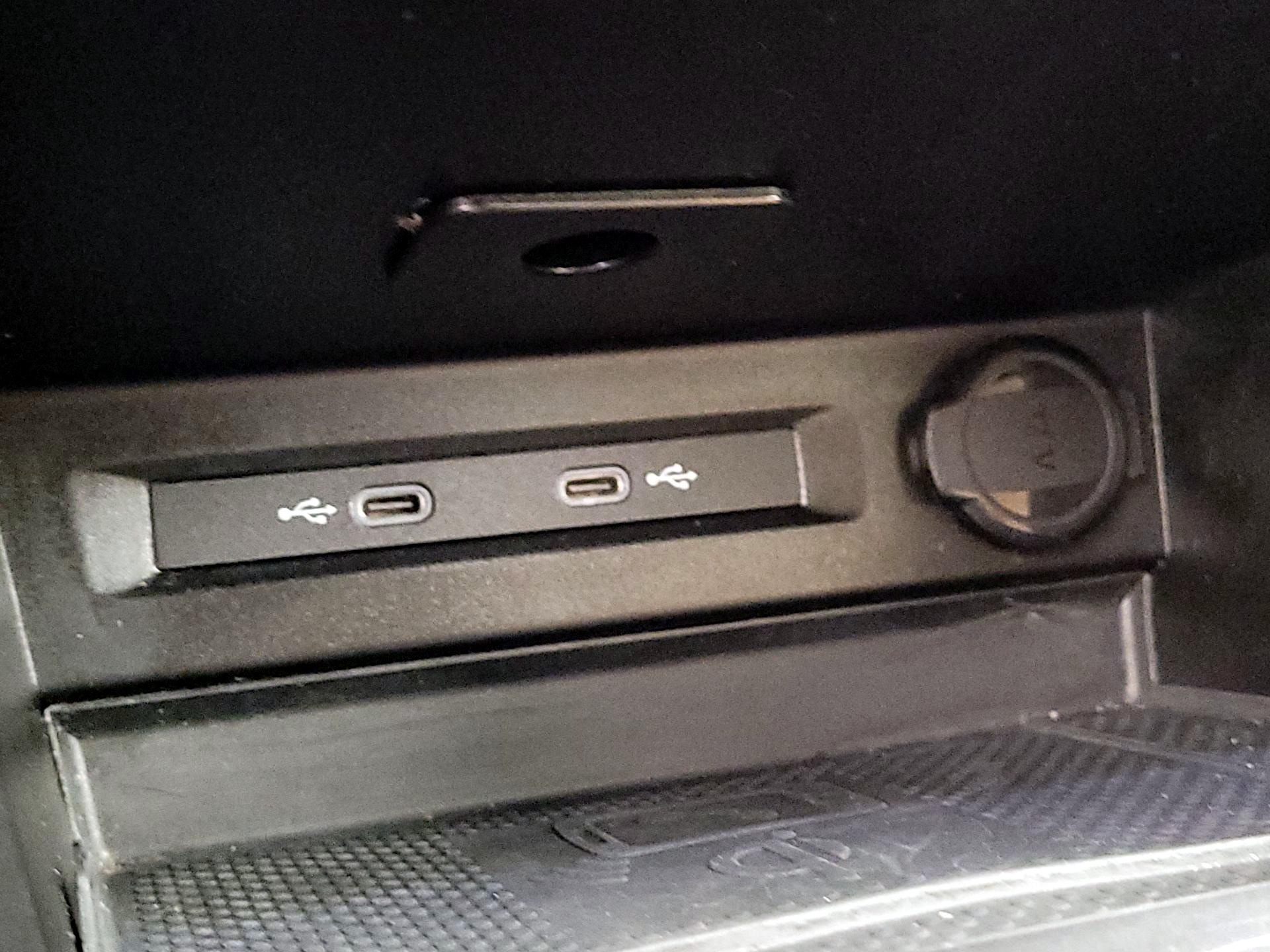 Thumbnail: 2024 Volkswagen Tiguan - 18