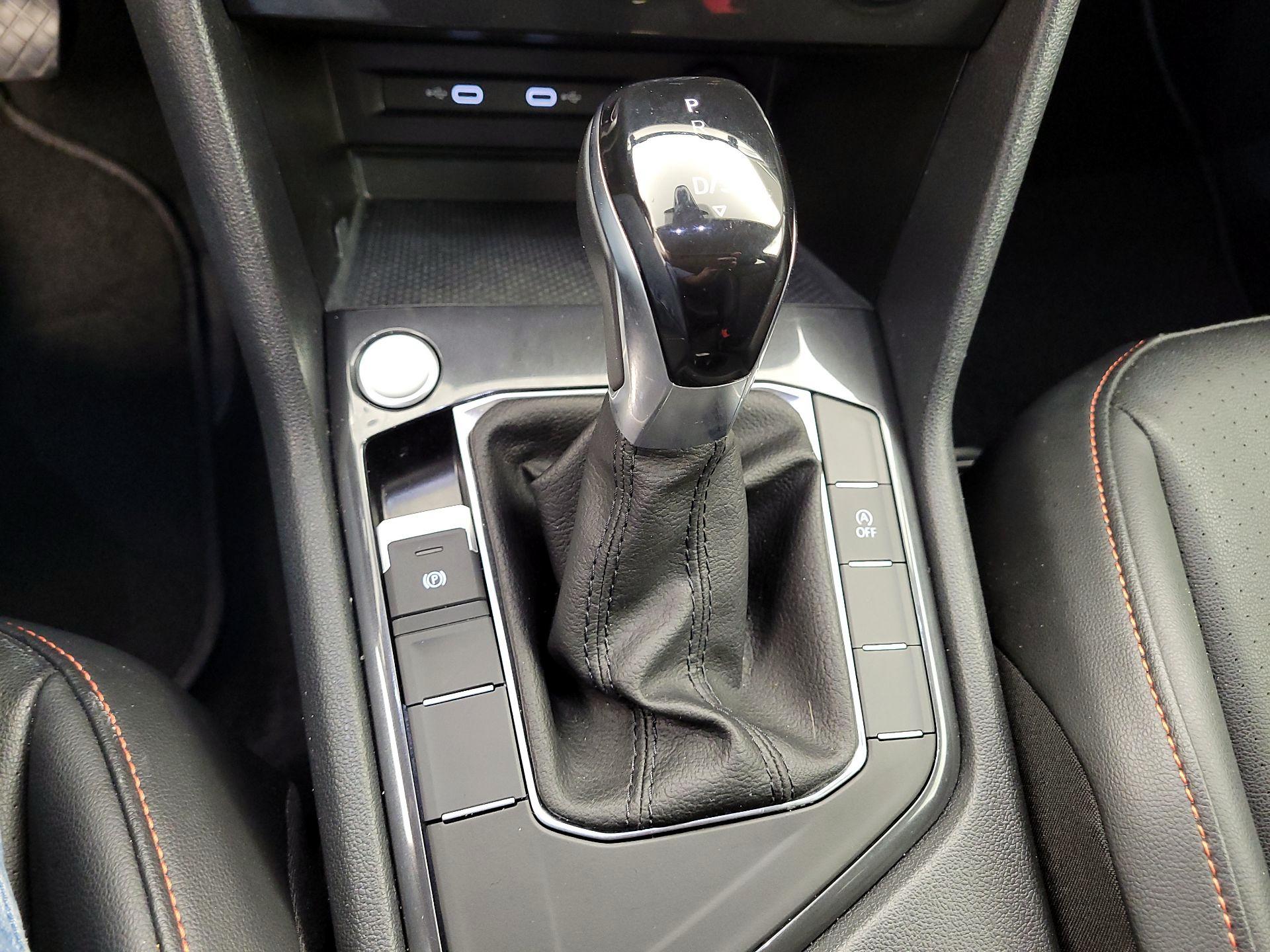 Thumbnail: 2024 Volkswagen Tiguan - 17