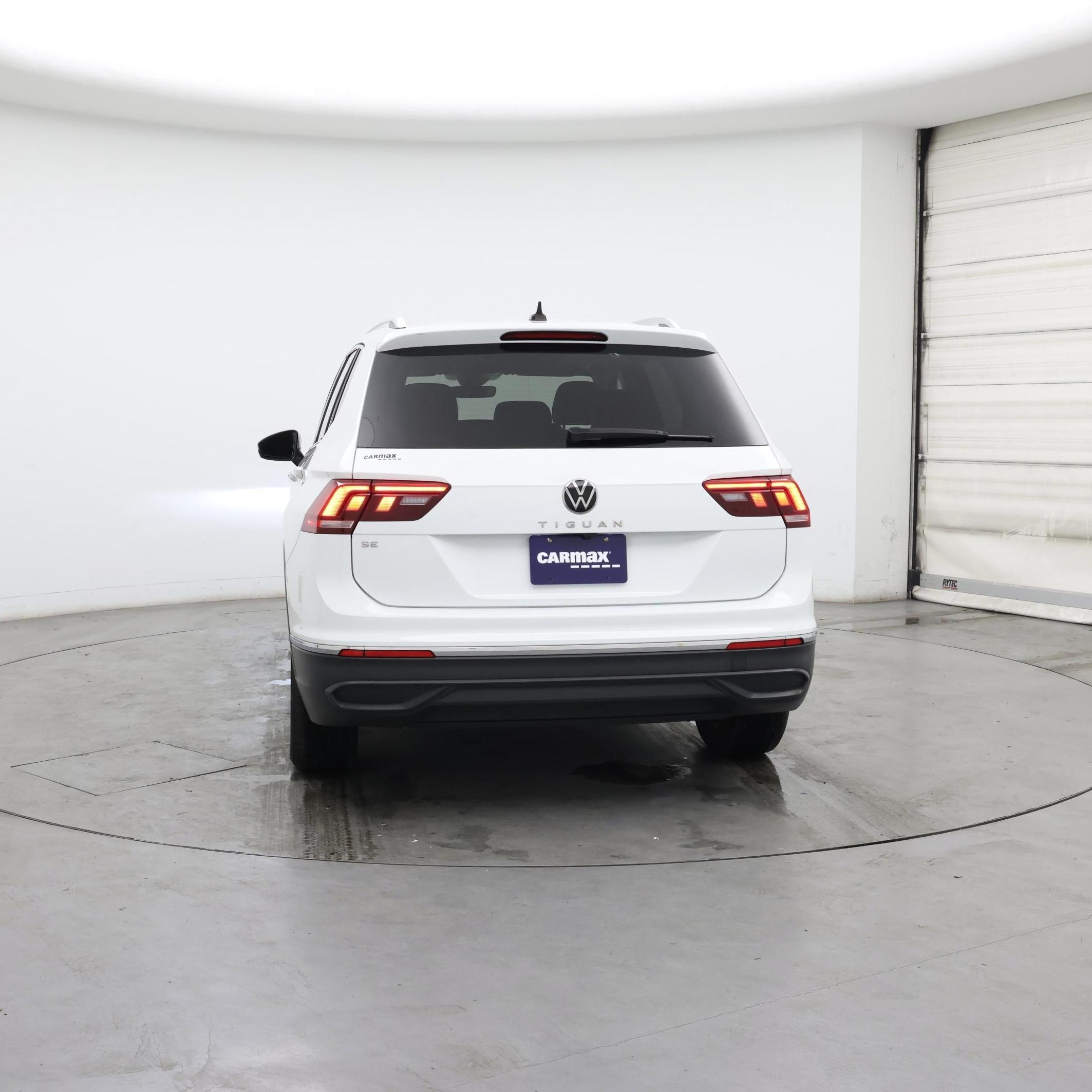 Thumbnail: 2024 Volkswagen Tiguan - 6