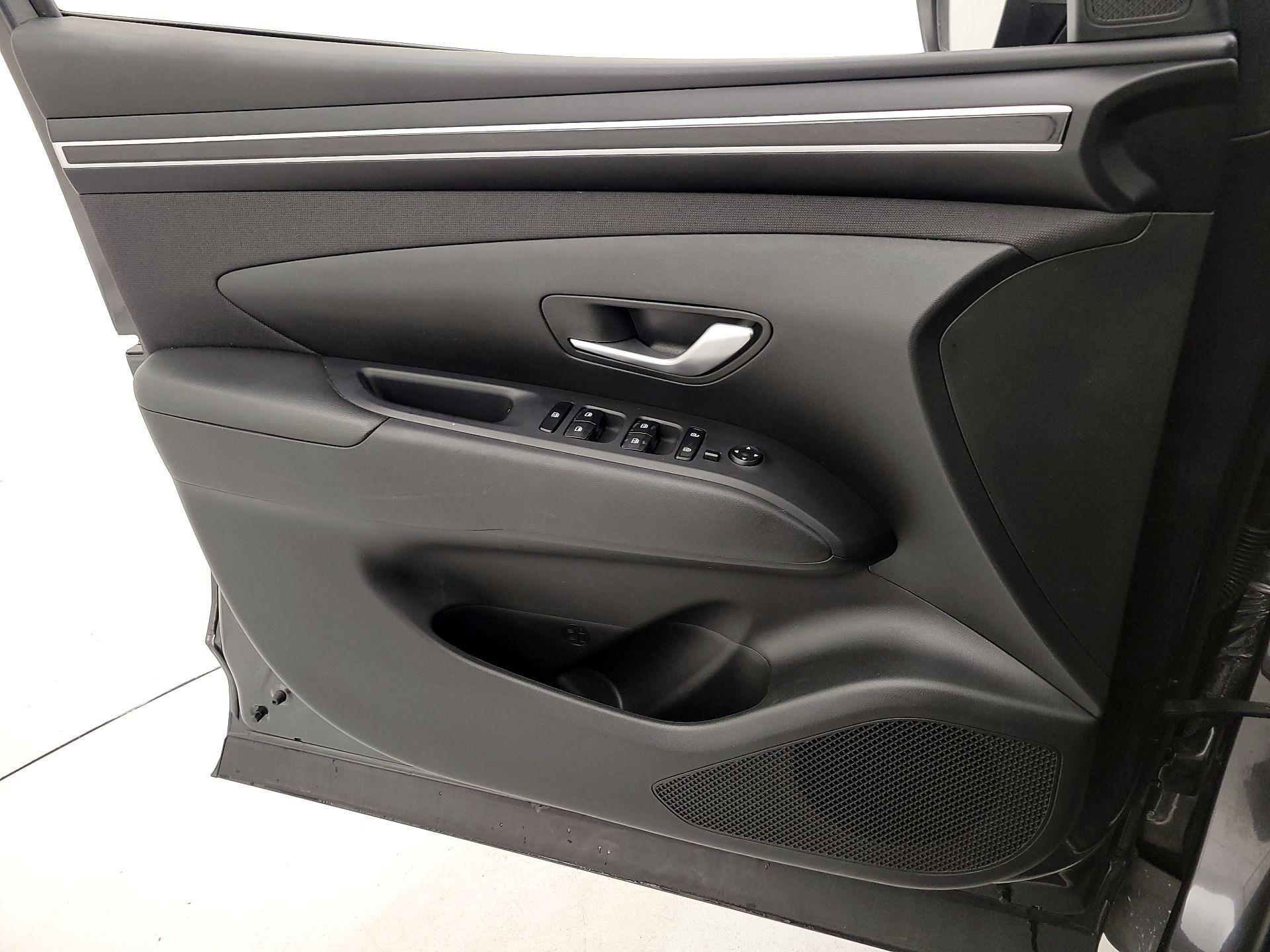 Thumbnail: 2023 Hyundai Tucson - 12