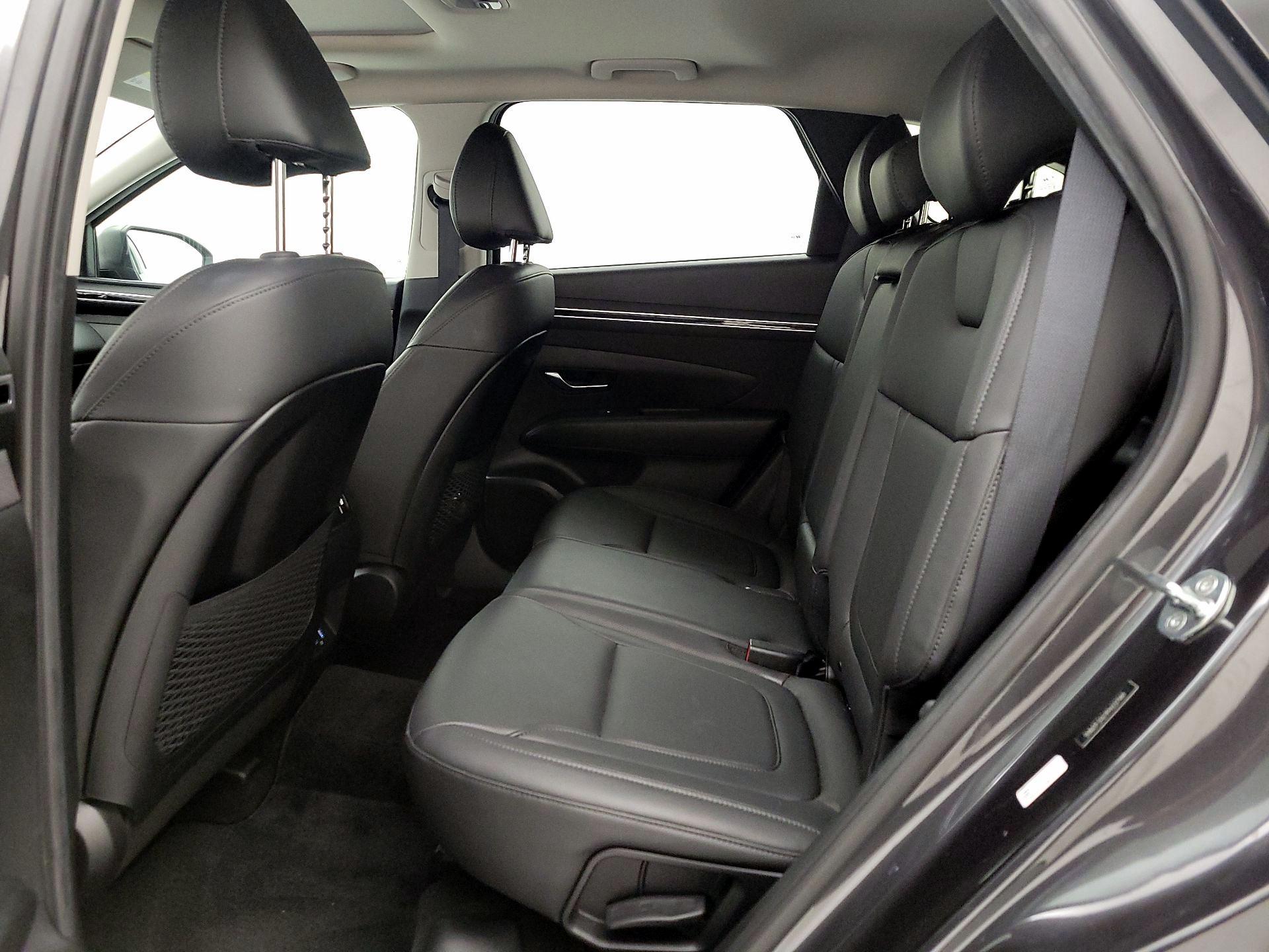 Thumbnail: 2023 Hyundai Tucson - 19