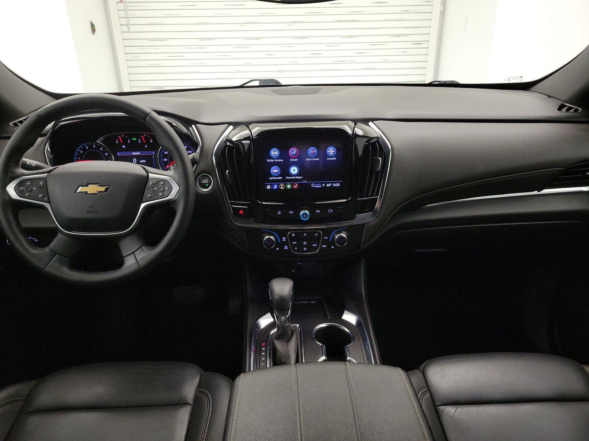 Thumbnail: 2023 Chevrolet Traverse - 9