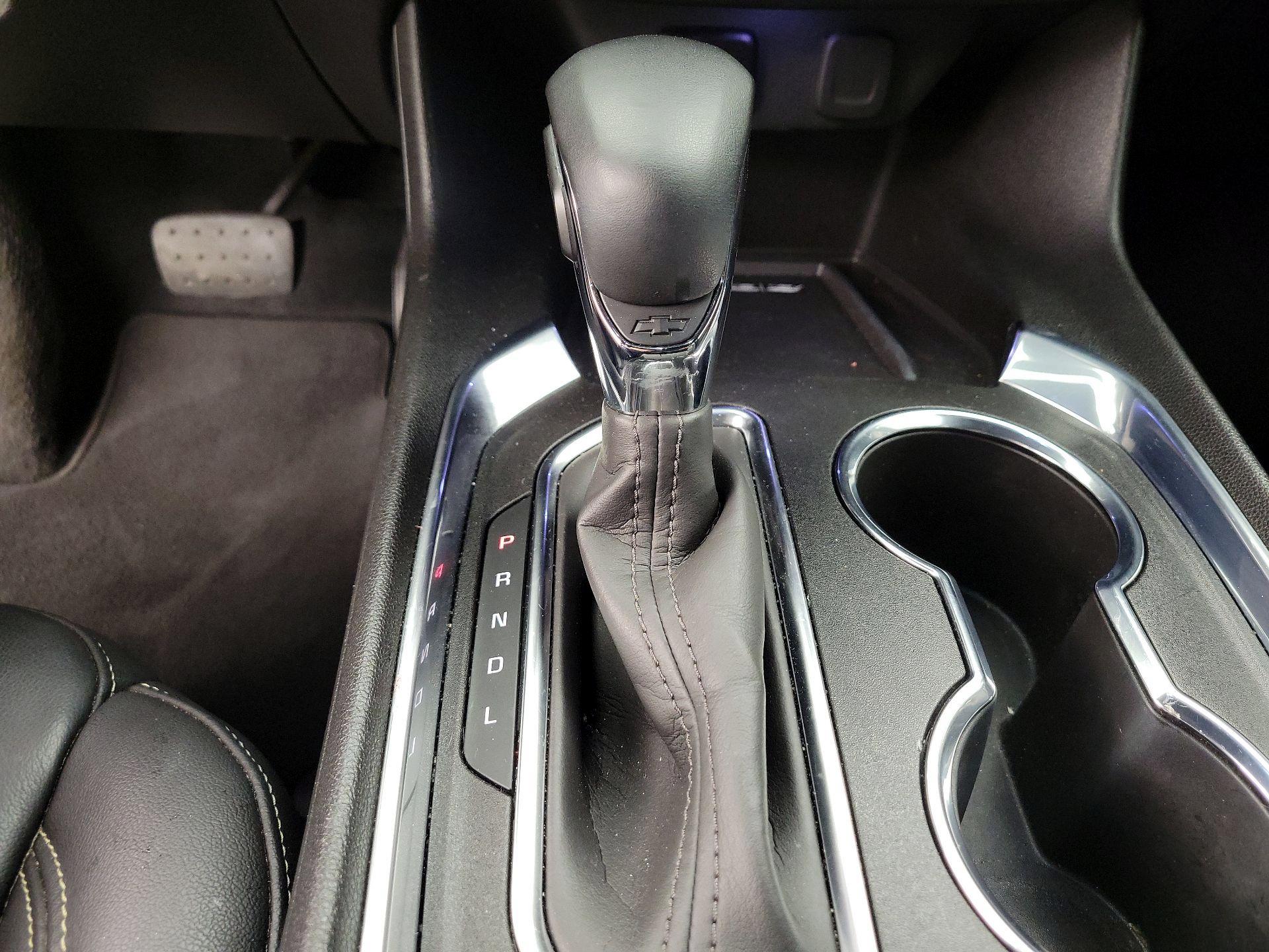 Thumbnail: 2023 Chevrolet Traverse - 17