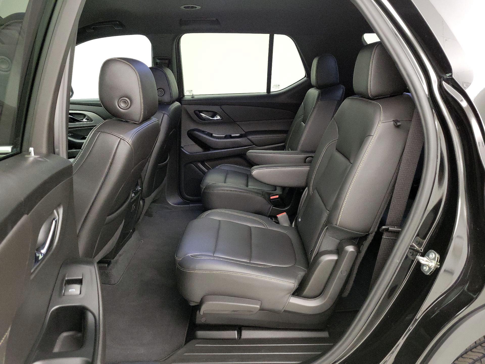 Thumbnail: 2023 Chevrolet Traverse - 19