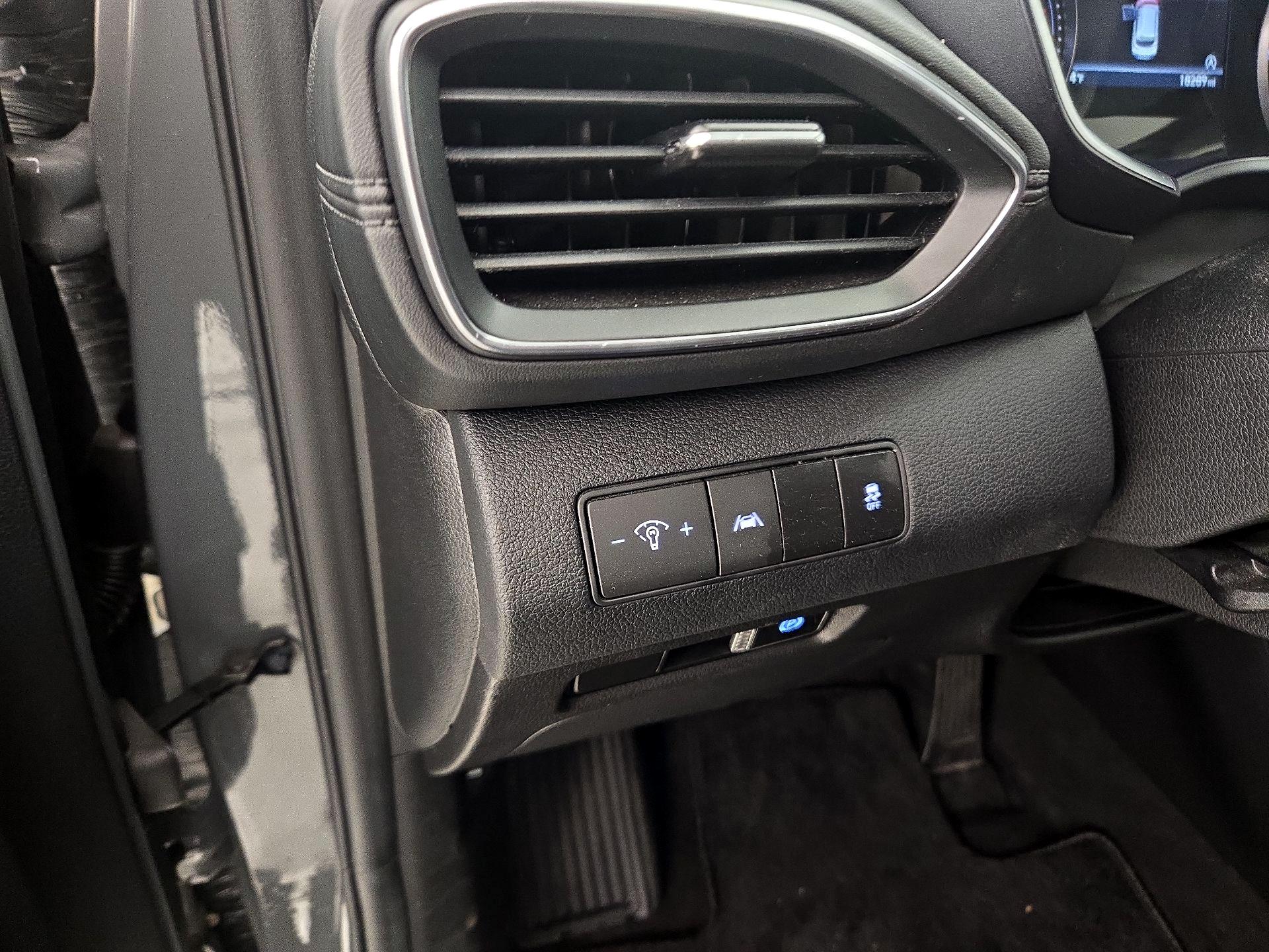 Thumbnail: 2023 Hyundai Santa Fe - 13