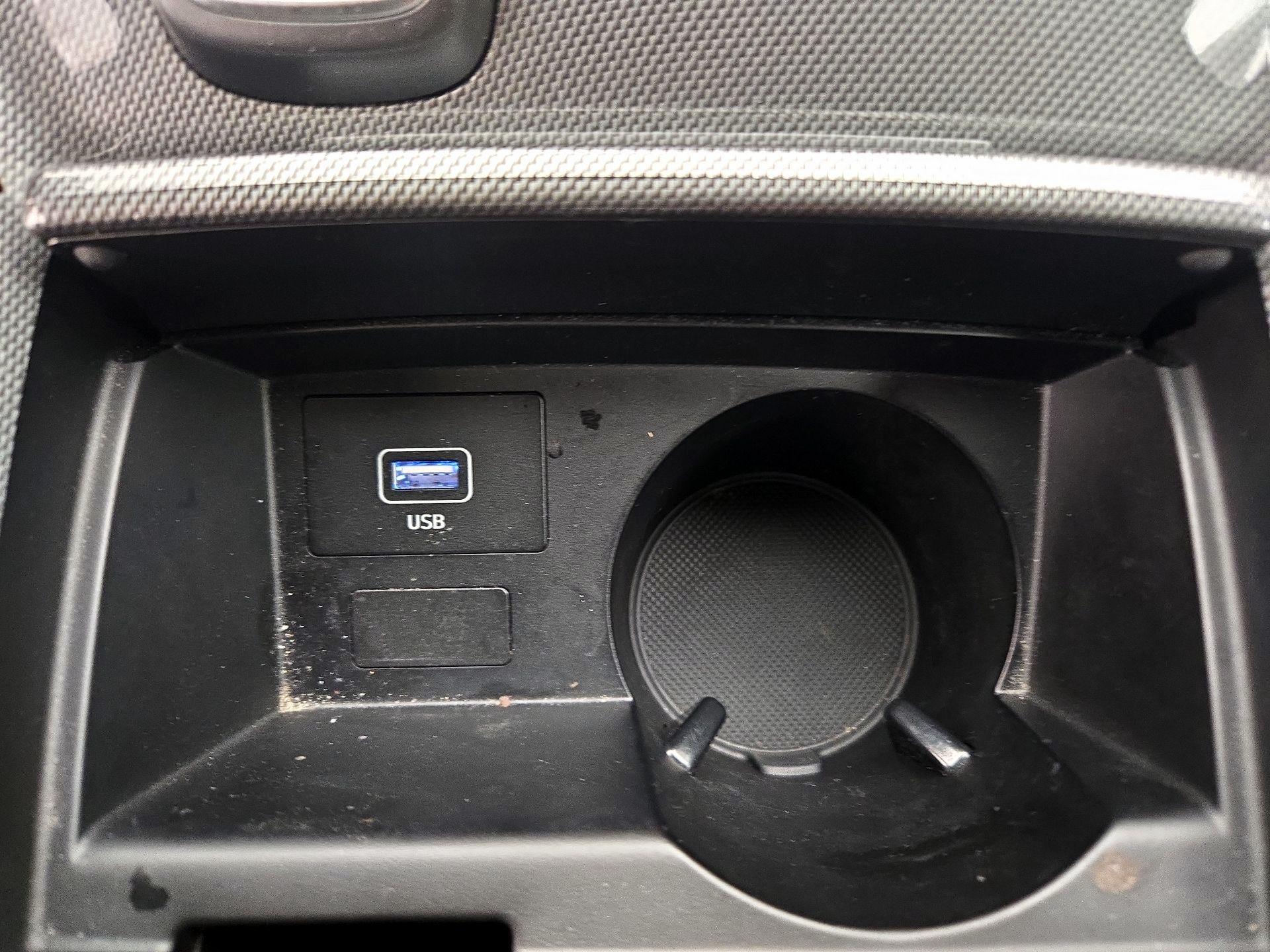 Thumbnail: 2023 Hyundai Santa Fe - 18