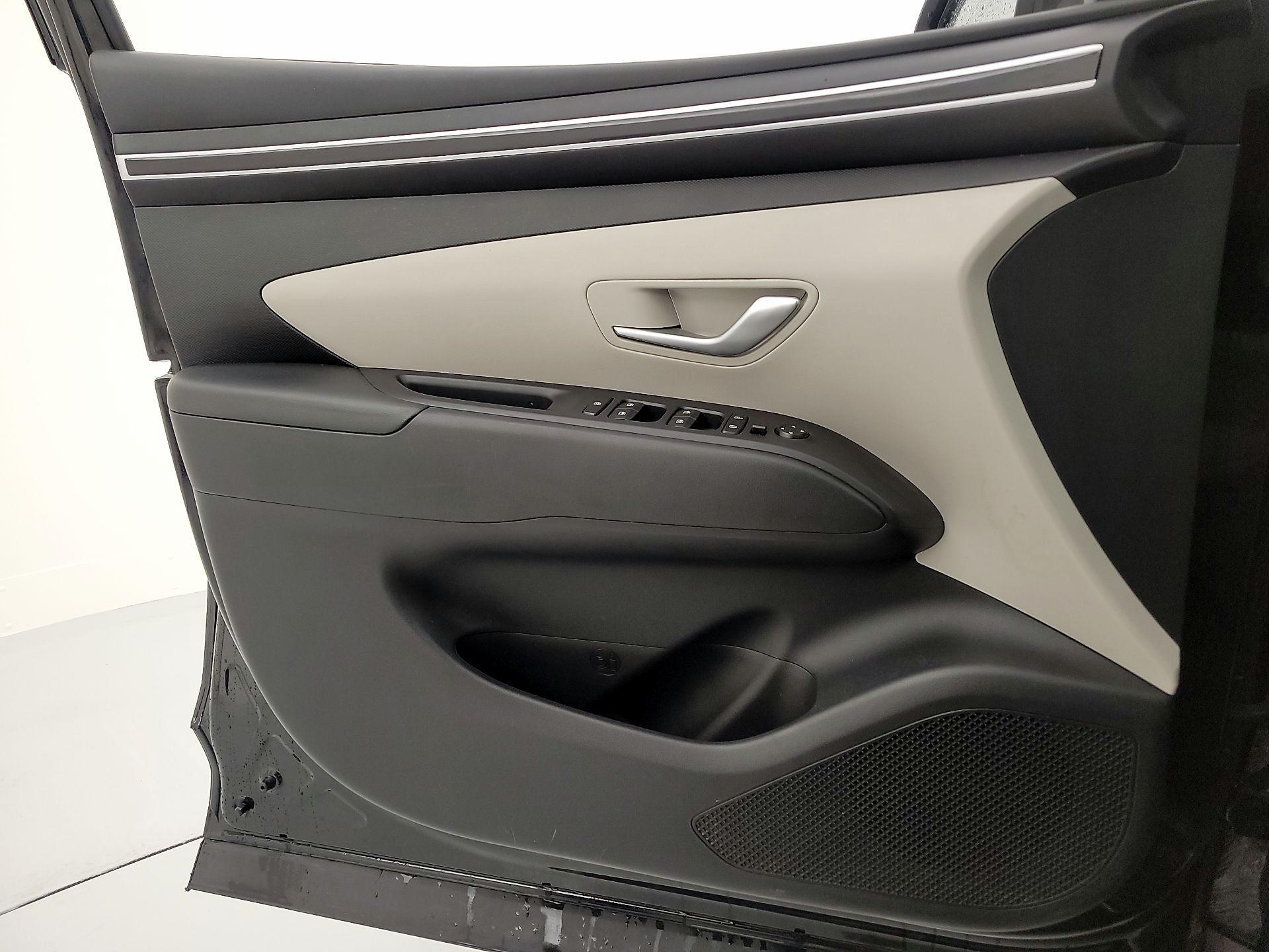 Thumbnail: 2023 Hyundai Tucson - 12