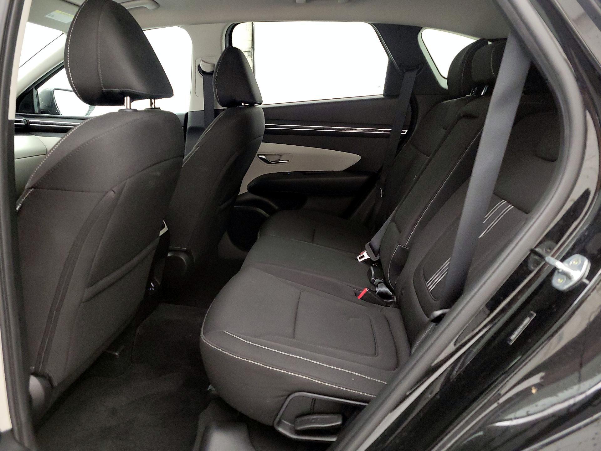 Thumbnail: 2023 Hyundai Tucson - 19