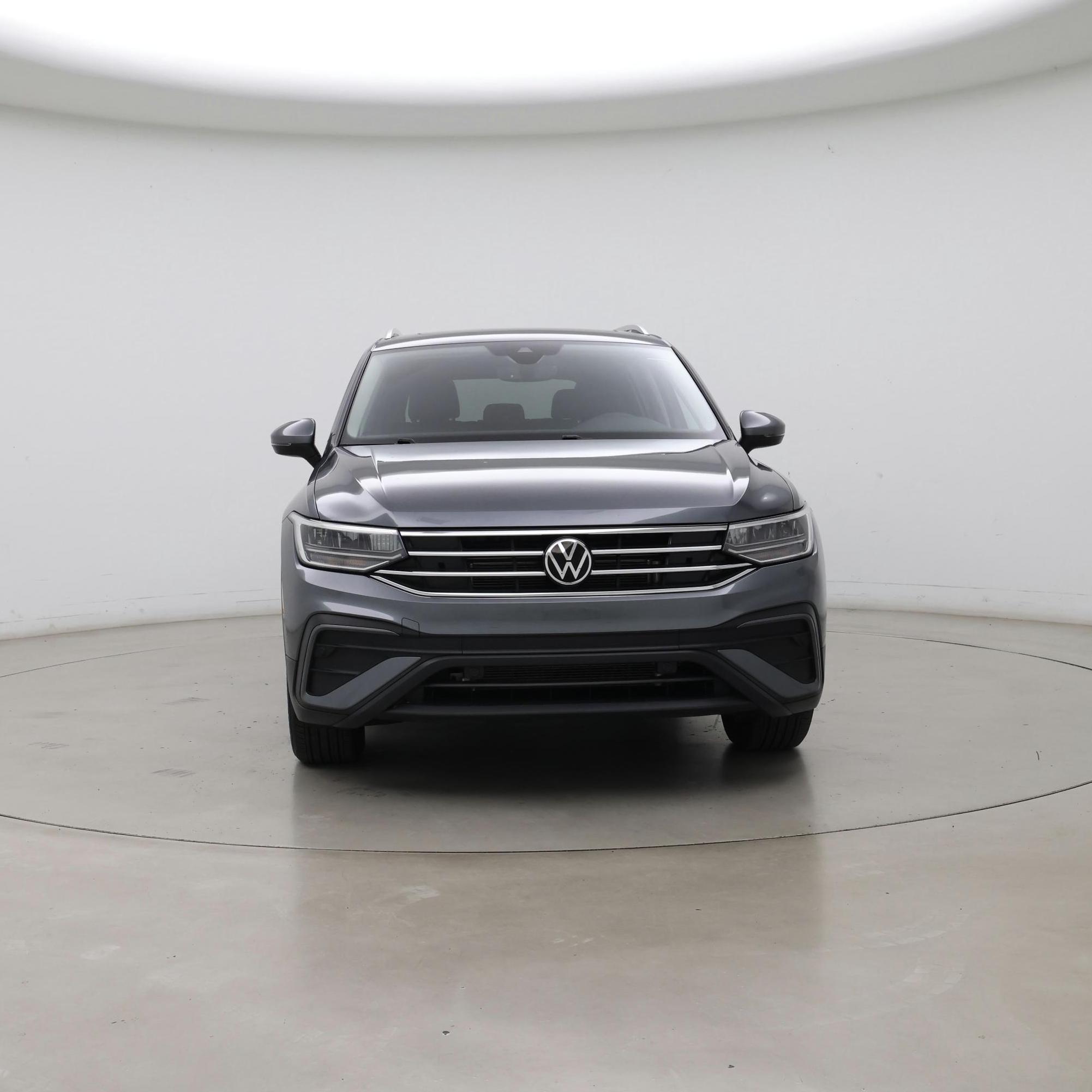 Thumbnail: 2023 Volkswagen Tiguan - 5