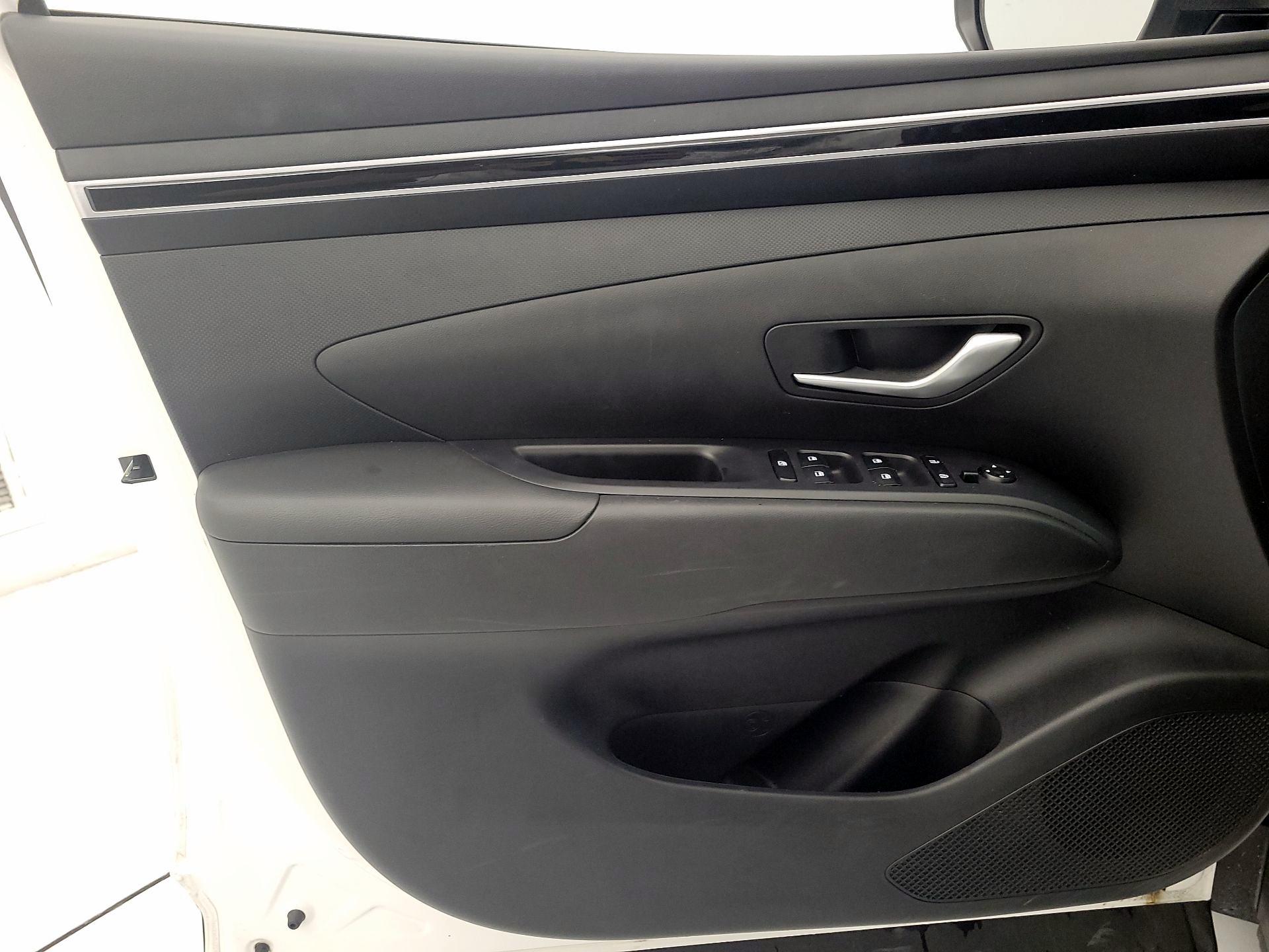 Thumbnail: 2023 Hyundai Tucson - 12