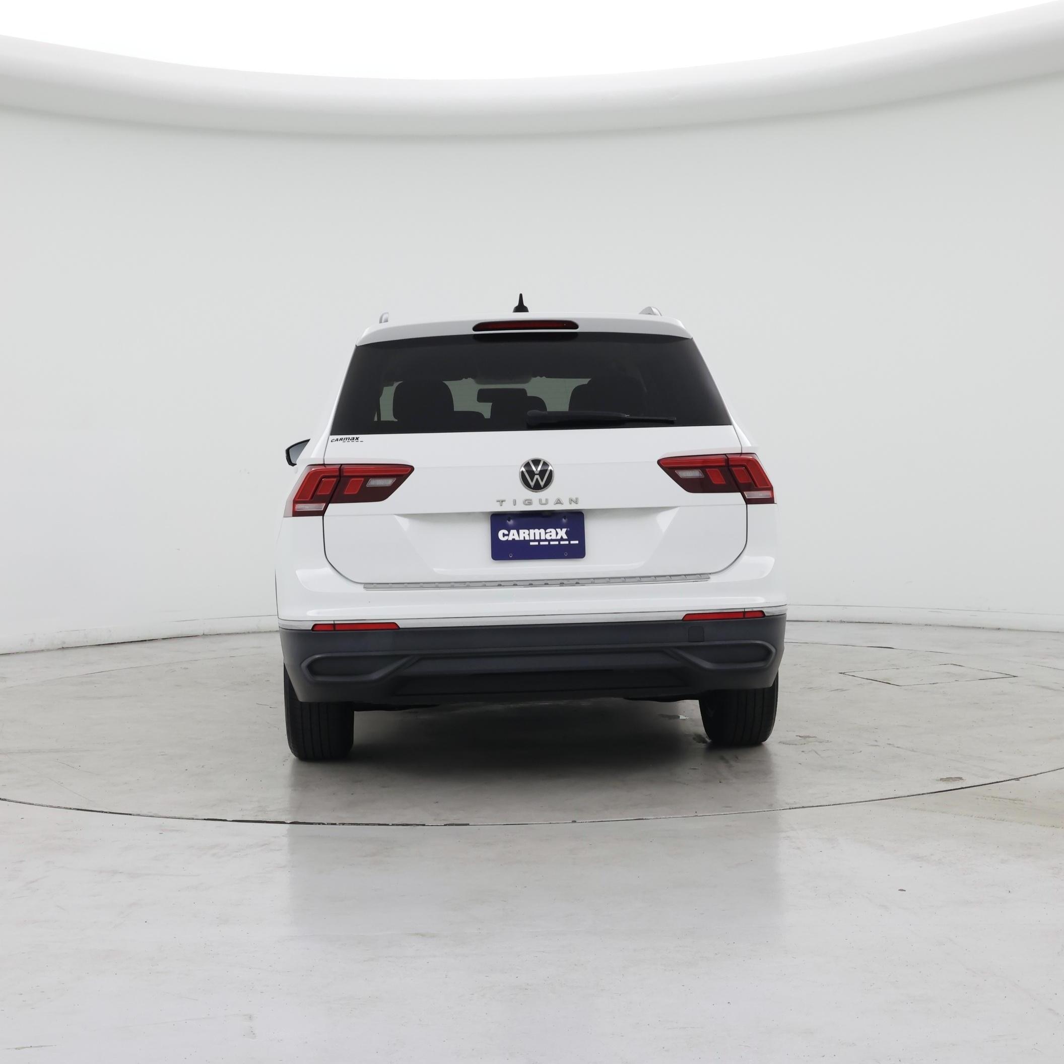 Thumbnail: 2022 Volkswagen Tiguan - 6