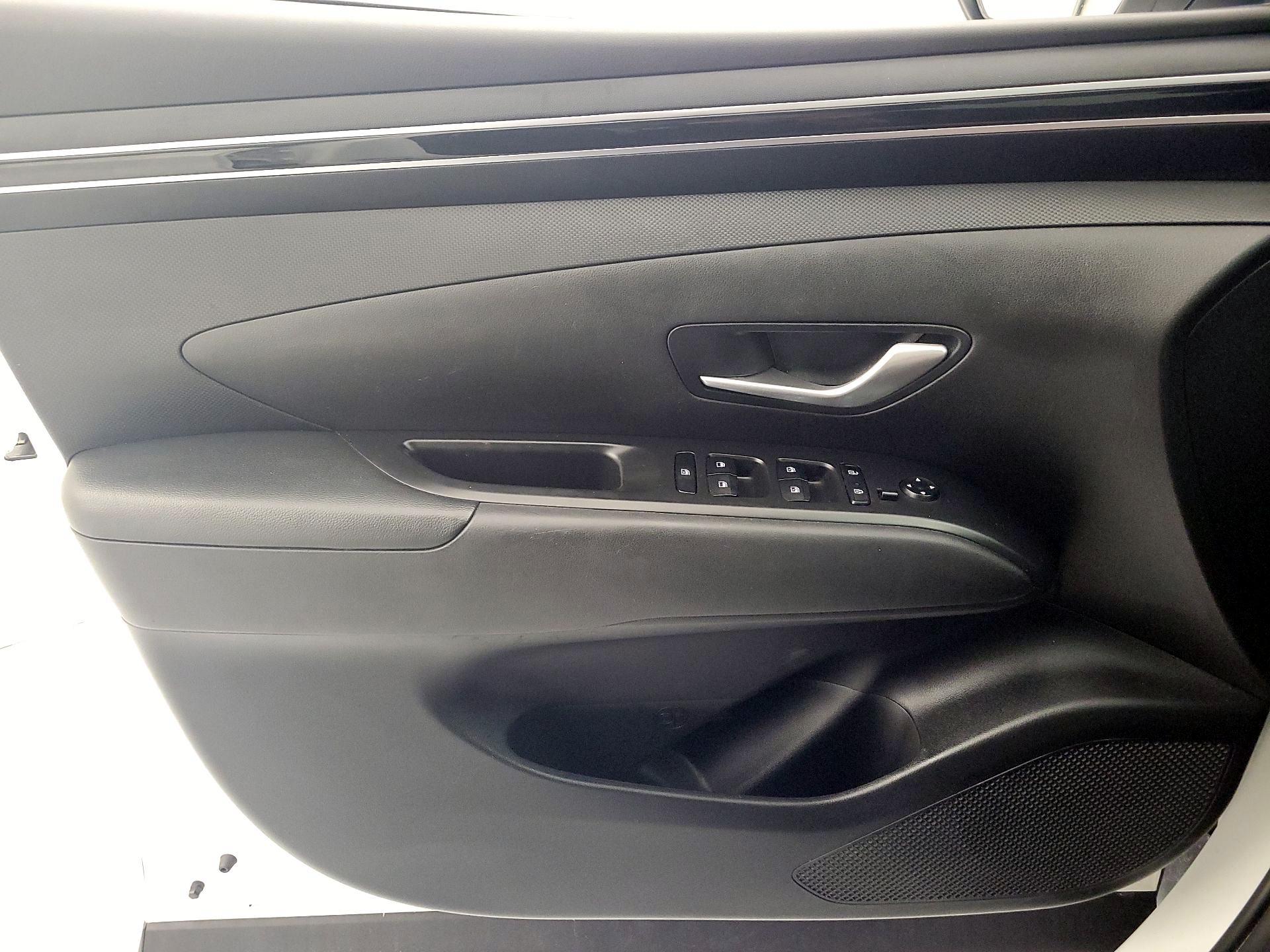 Thumbnail: 2023 Hyundai Tucson - 12