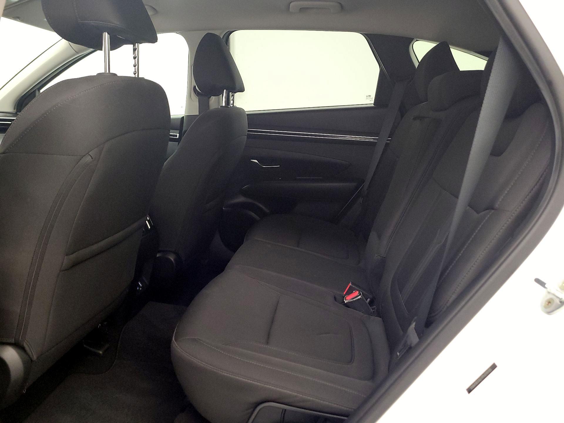 Thumbnail: 2023 Hyundai Tucson - 19