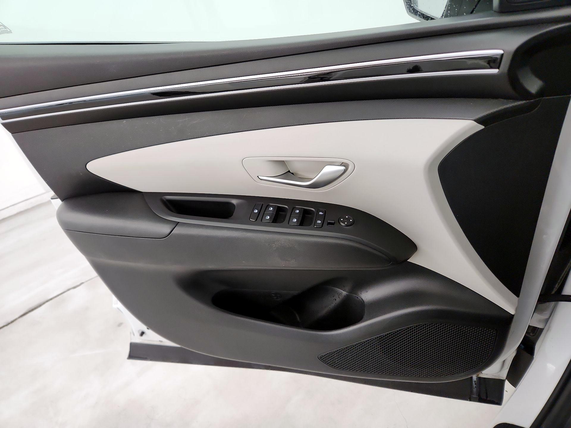 Thumbnail: 2023 Hyundai Tucson - 12