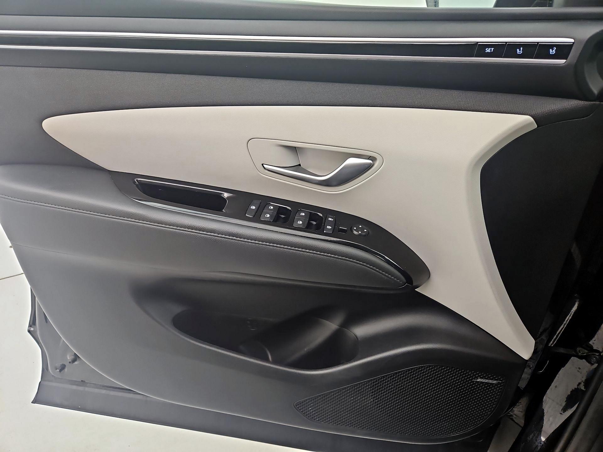 Thumbnail: 2023 Hyundai Tucson - 12