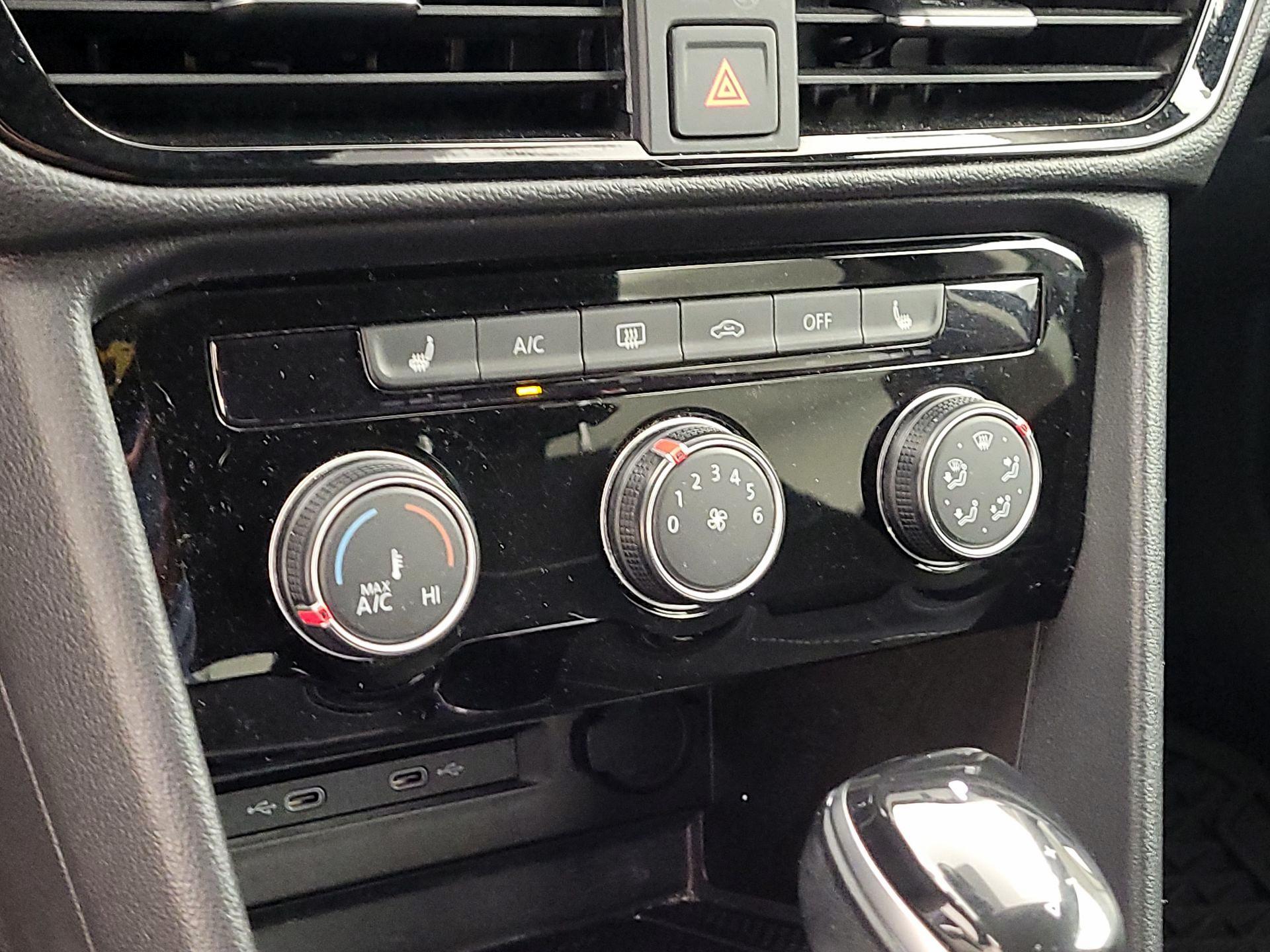 Thumbnail: 2023 Volkswagen Taos - 16