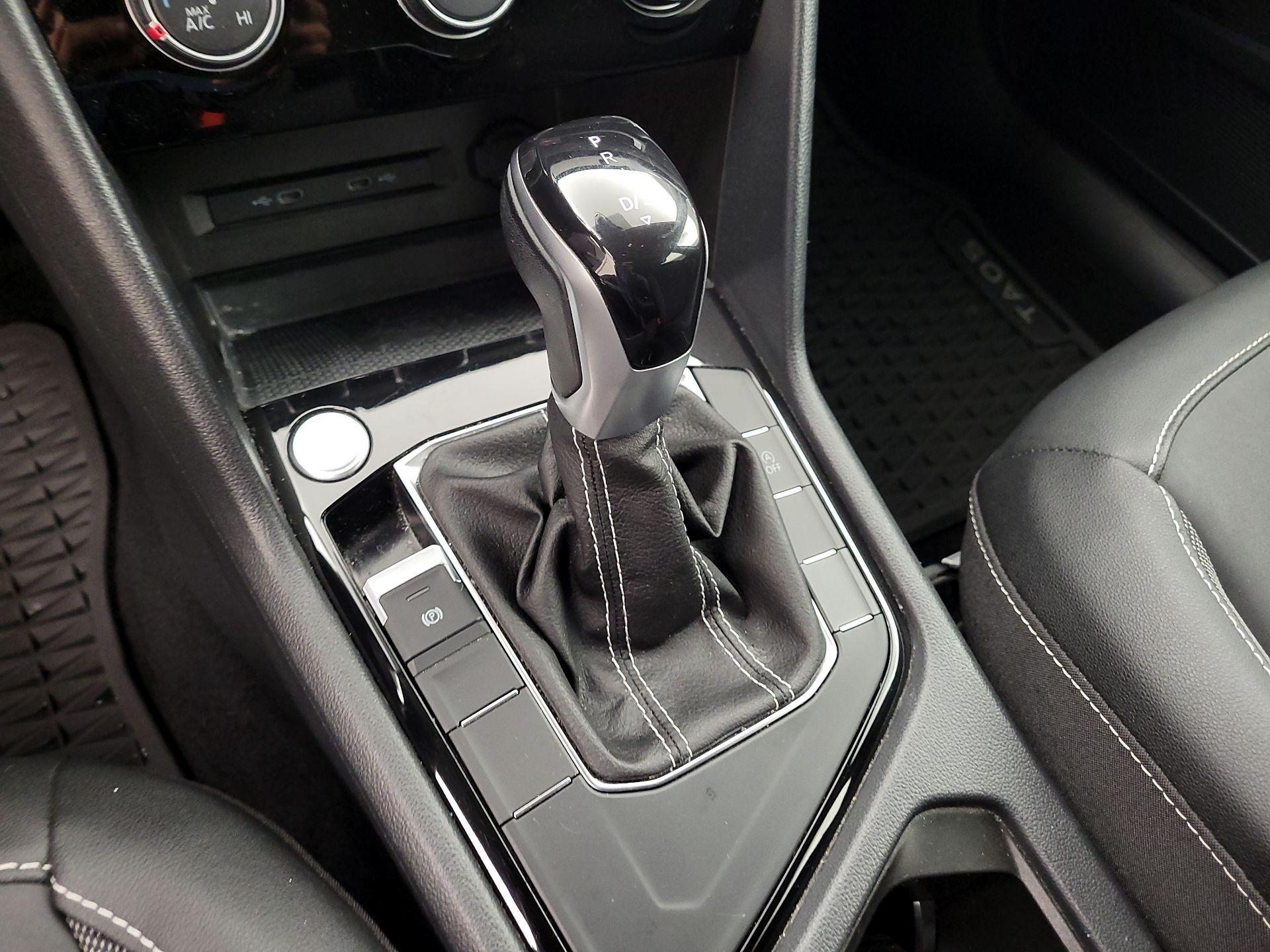 Thumbnail: 2023 Volkswagen Taos - 17