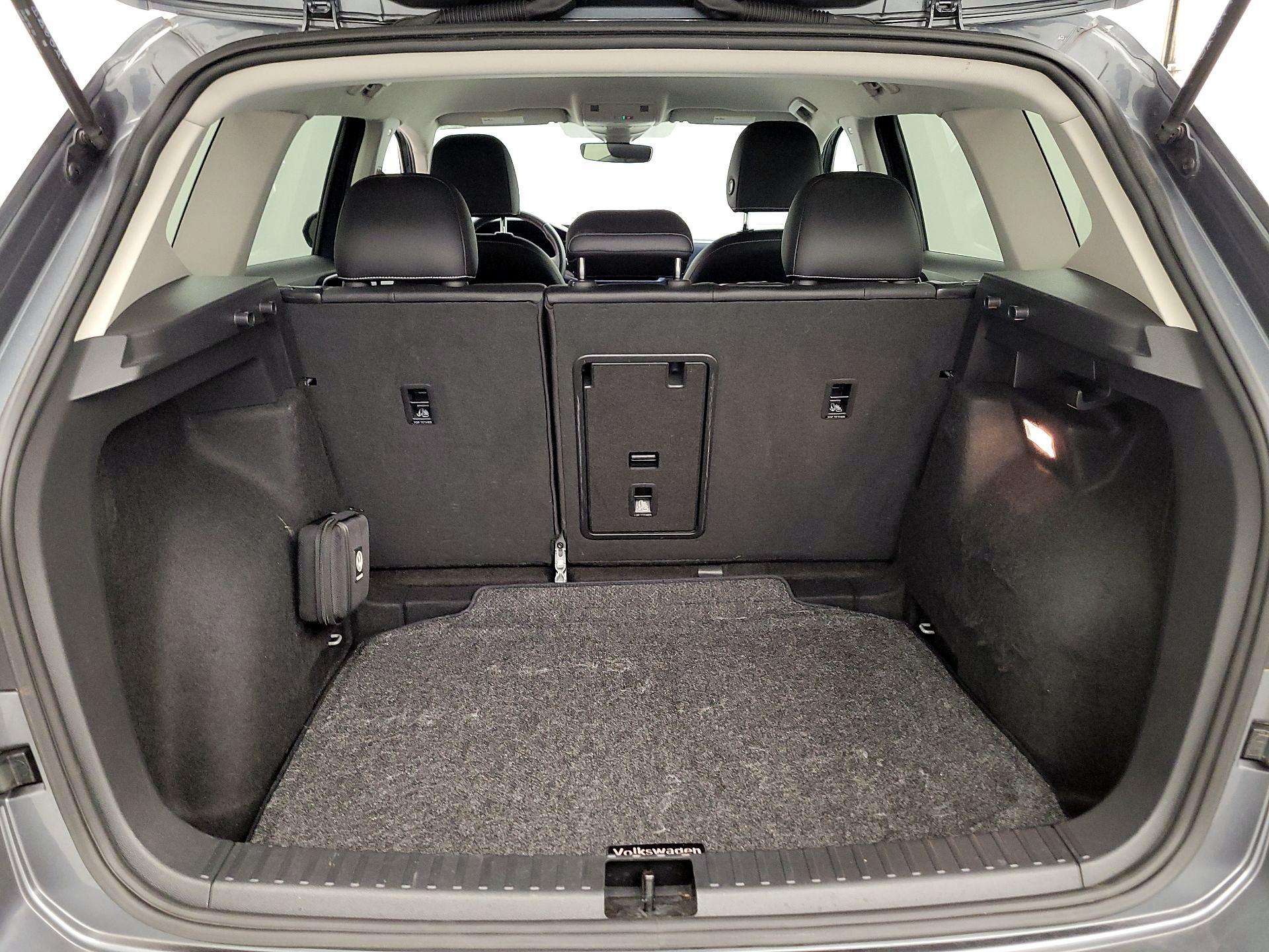 Thumbnail: 2023 Volkswagen Taos - 20