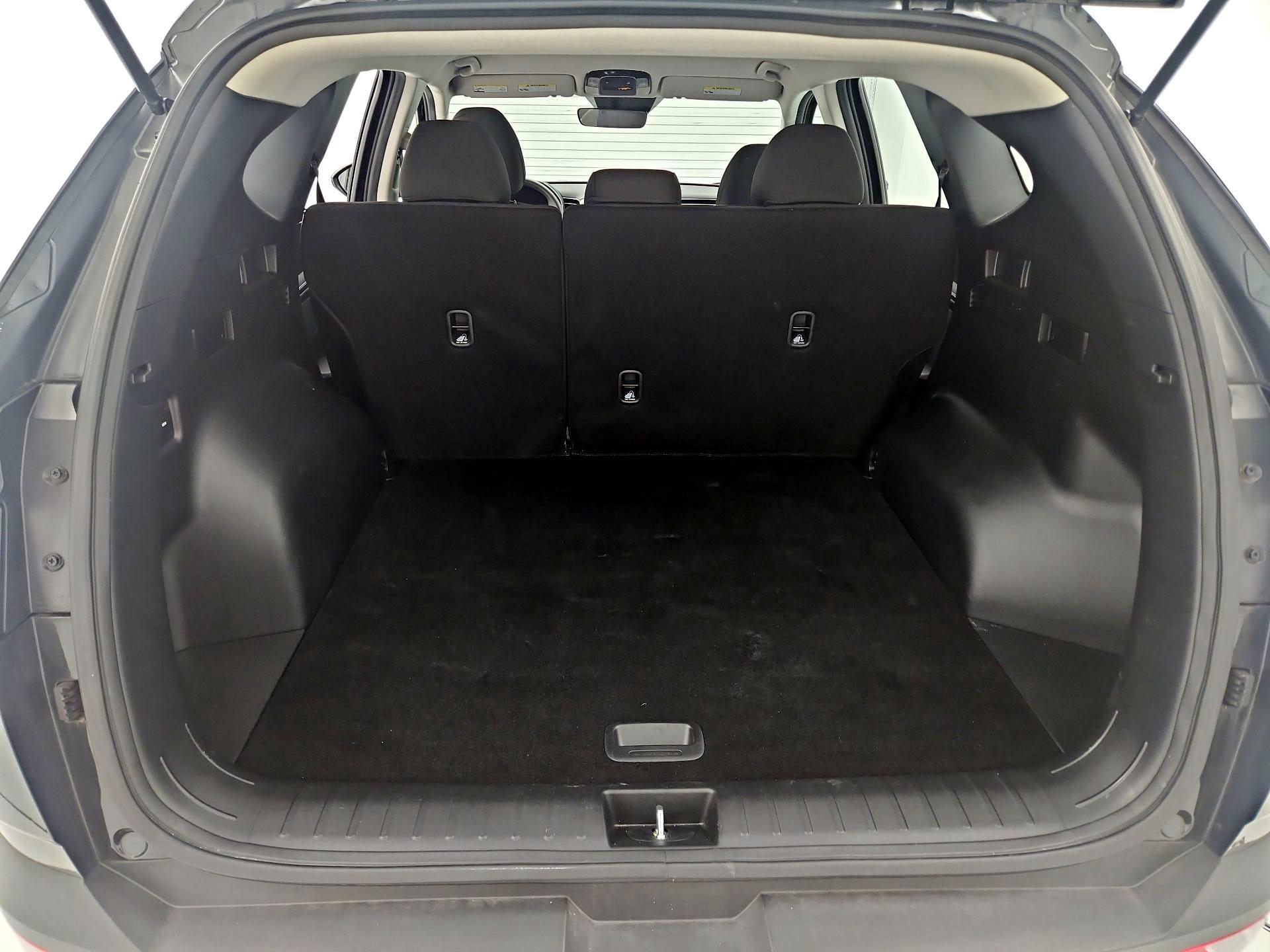 Thumbnail: 2023 Hyundai Tucson - 20