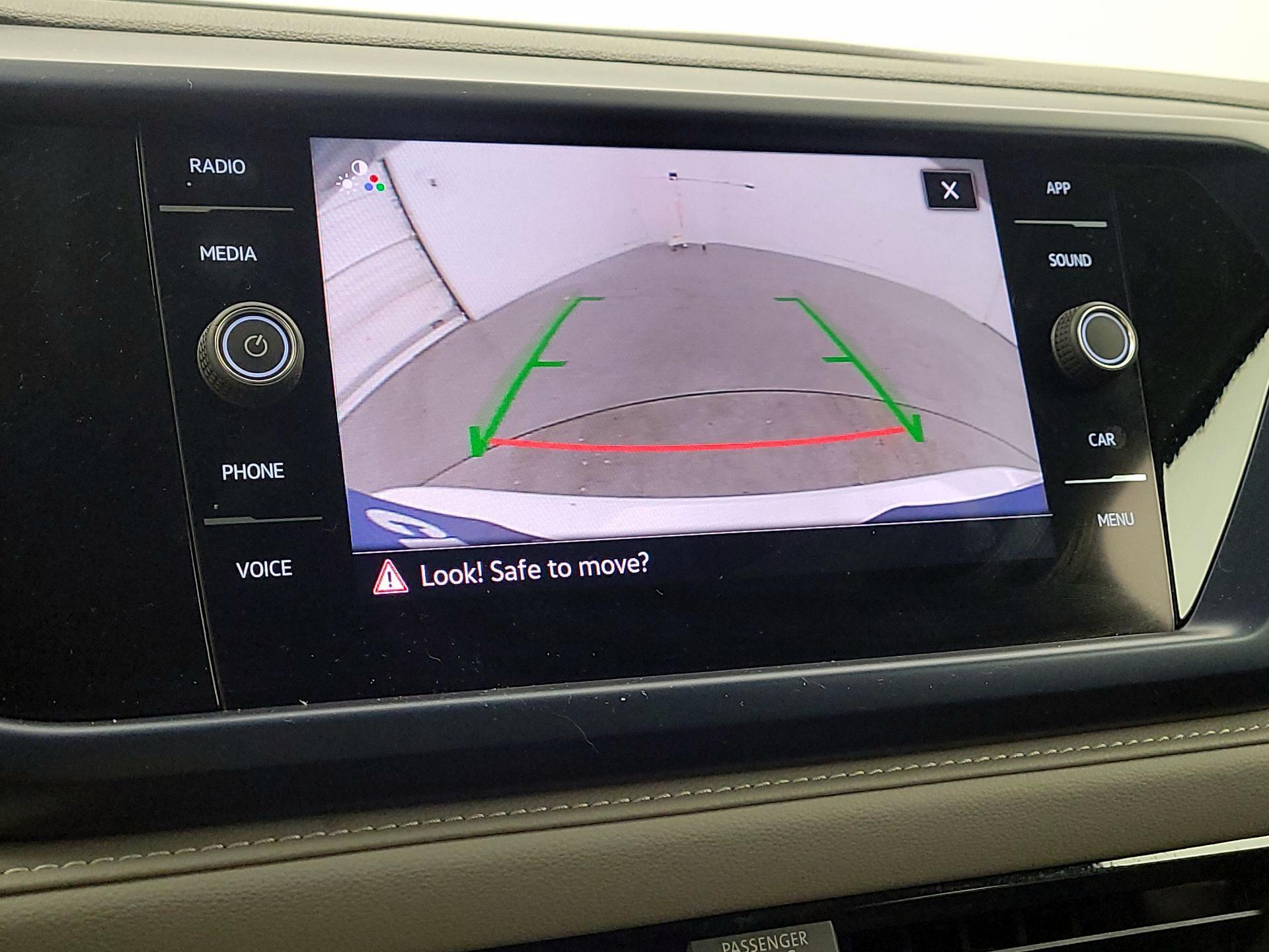 Thumbnail: 2024 Volkswagen Taos - 14