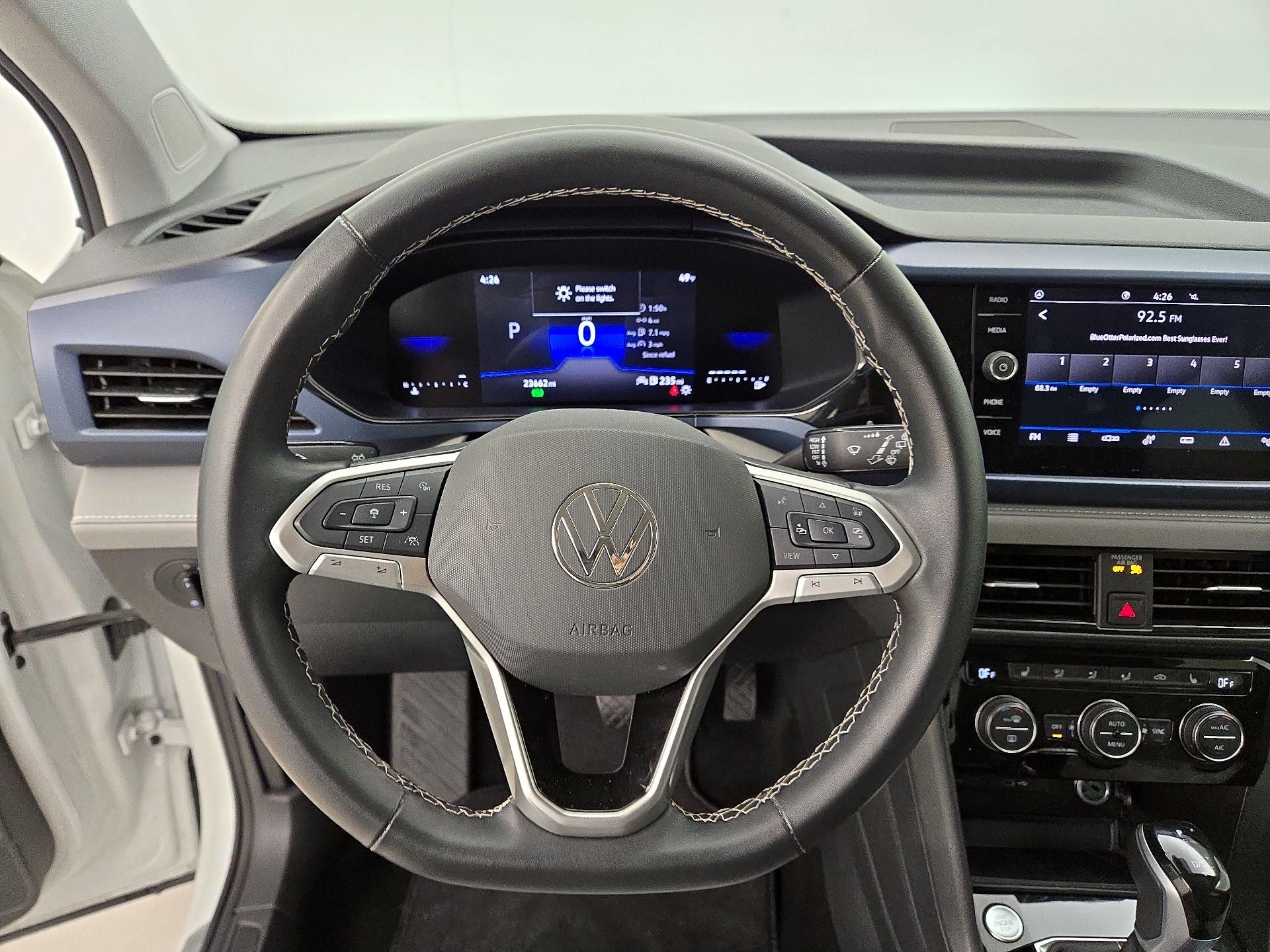 Thumbnail: 2024 Volkswagen Taos - 10