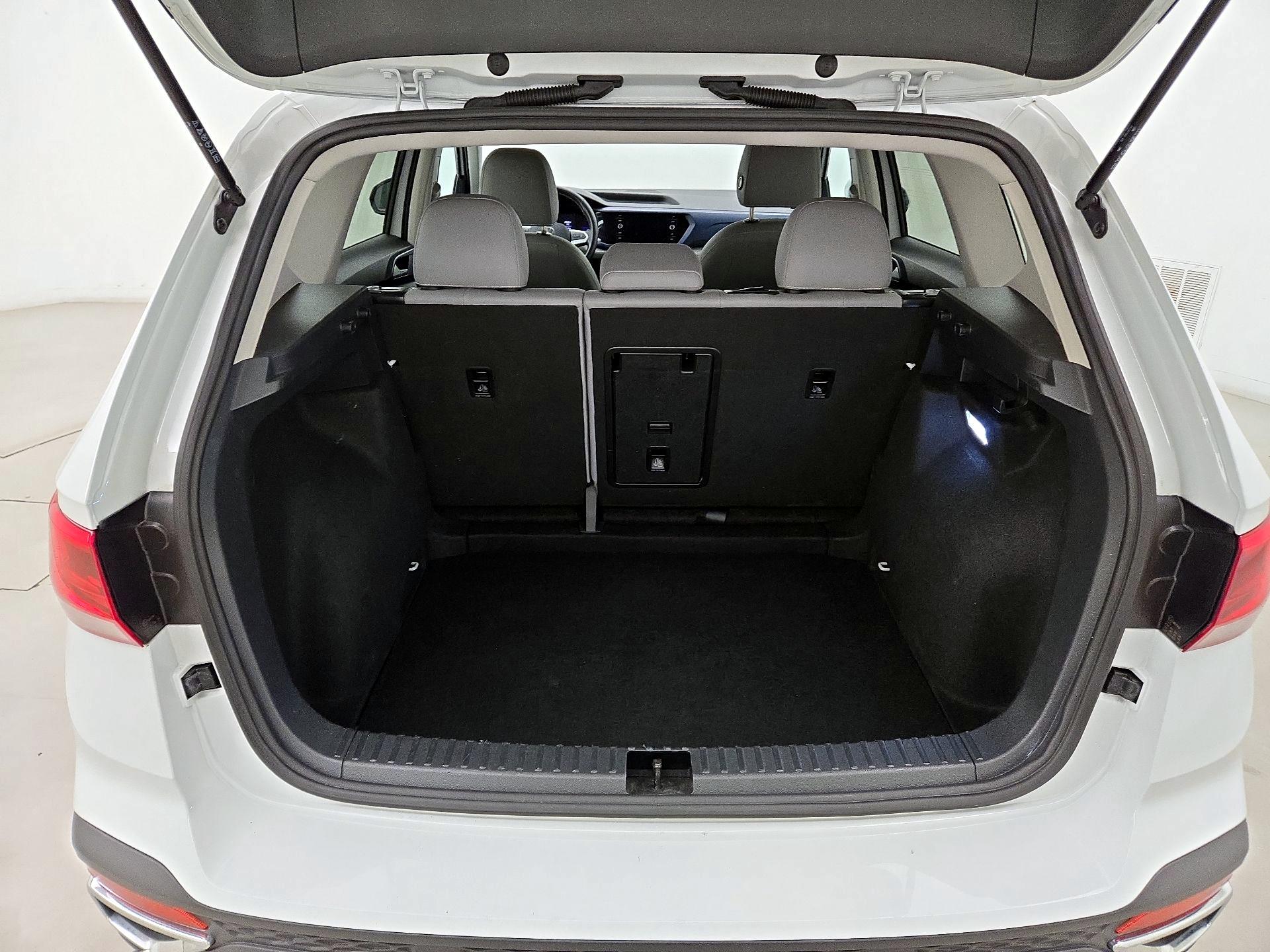 Thumbnail: 2024 Volkswagen Taos - 20