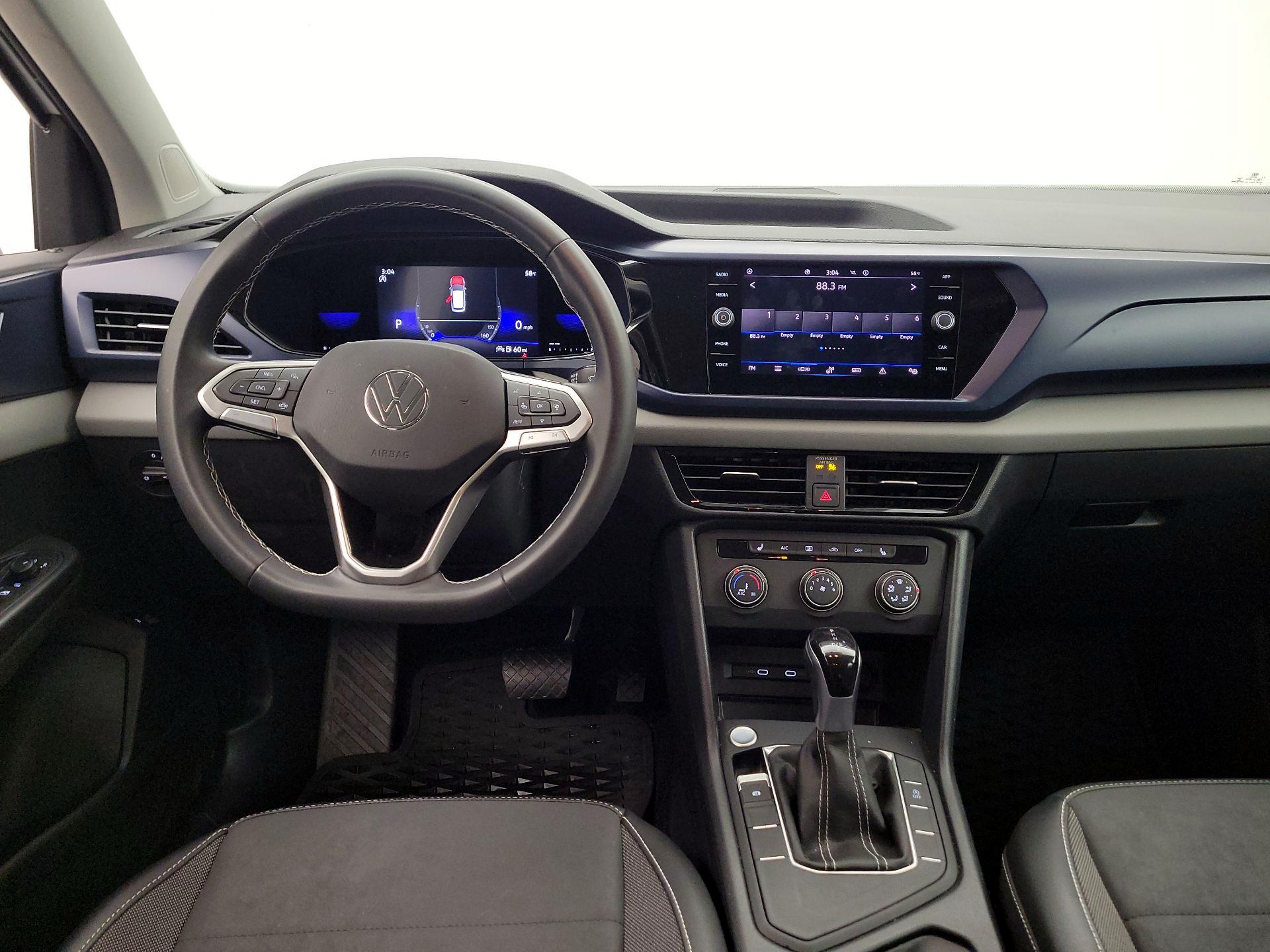 Thumbnail: 2022 Volkswagen Taos - 9