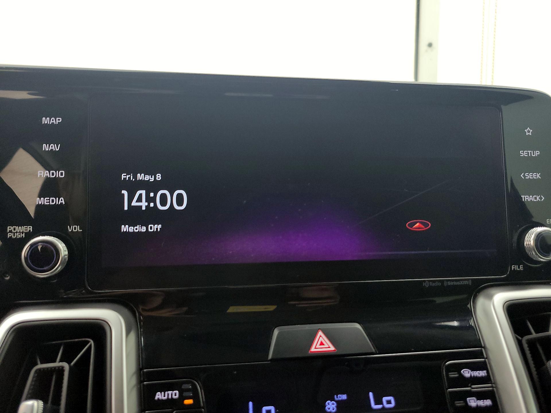 Thumbnail: 2022 Kia Sorento - 16
