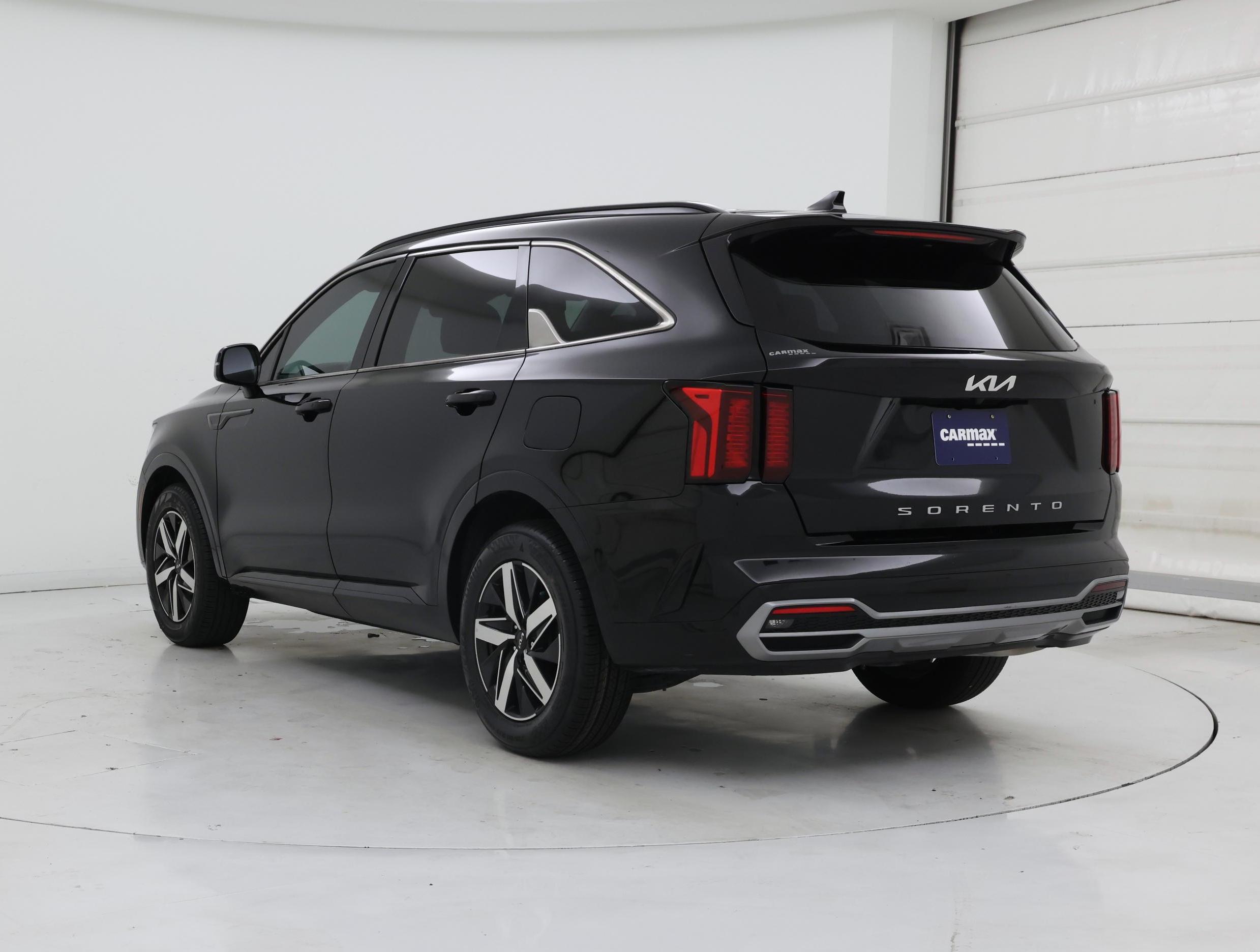 Thumbnail: 2022 Kia Sorento - 2