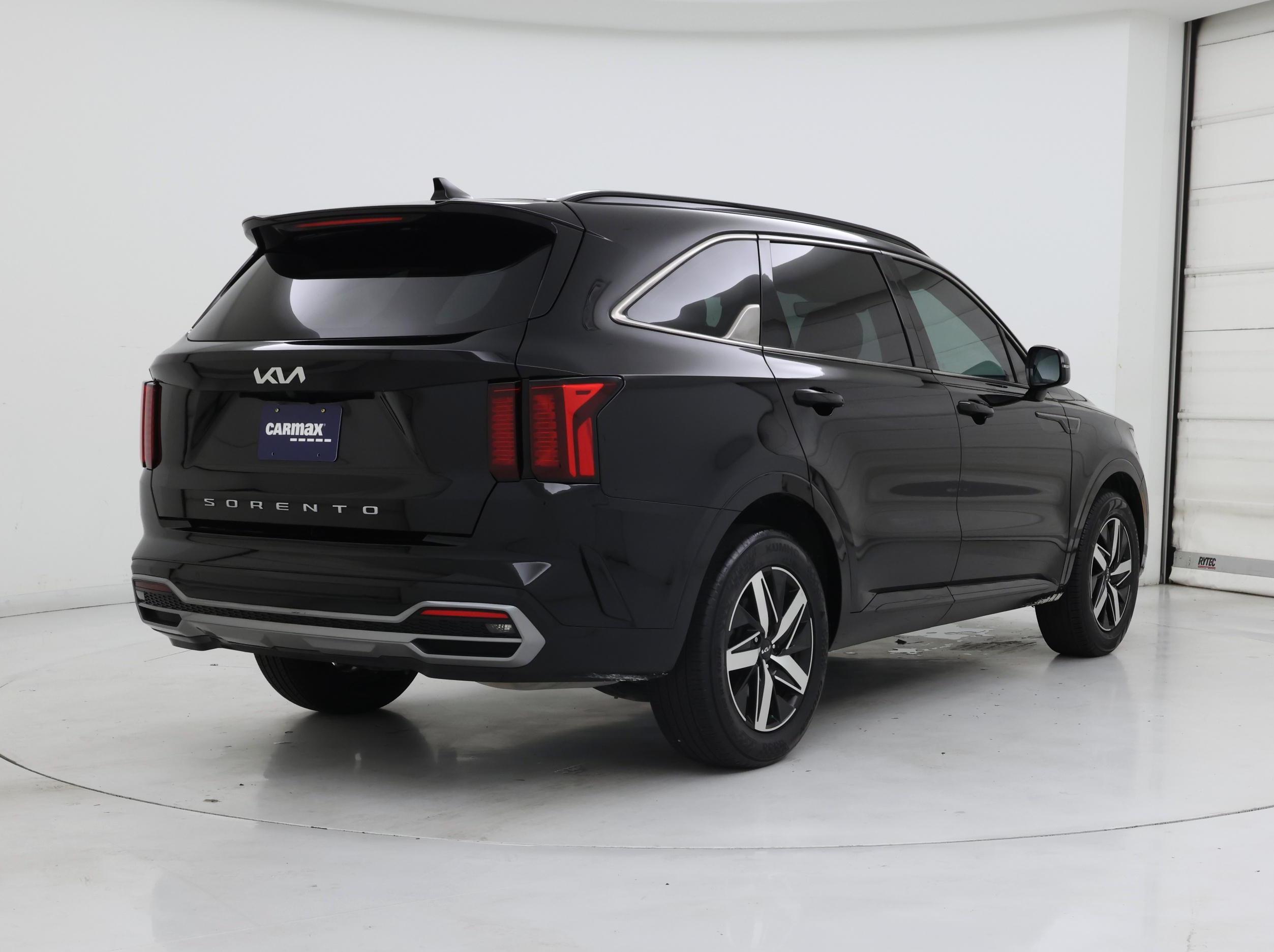 Thumbnail: 2022 Kia Sorento - 8