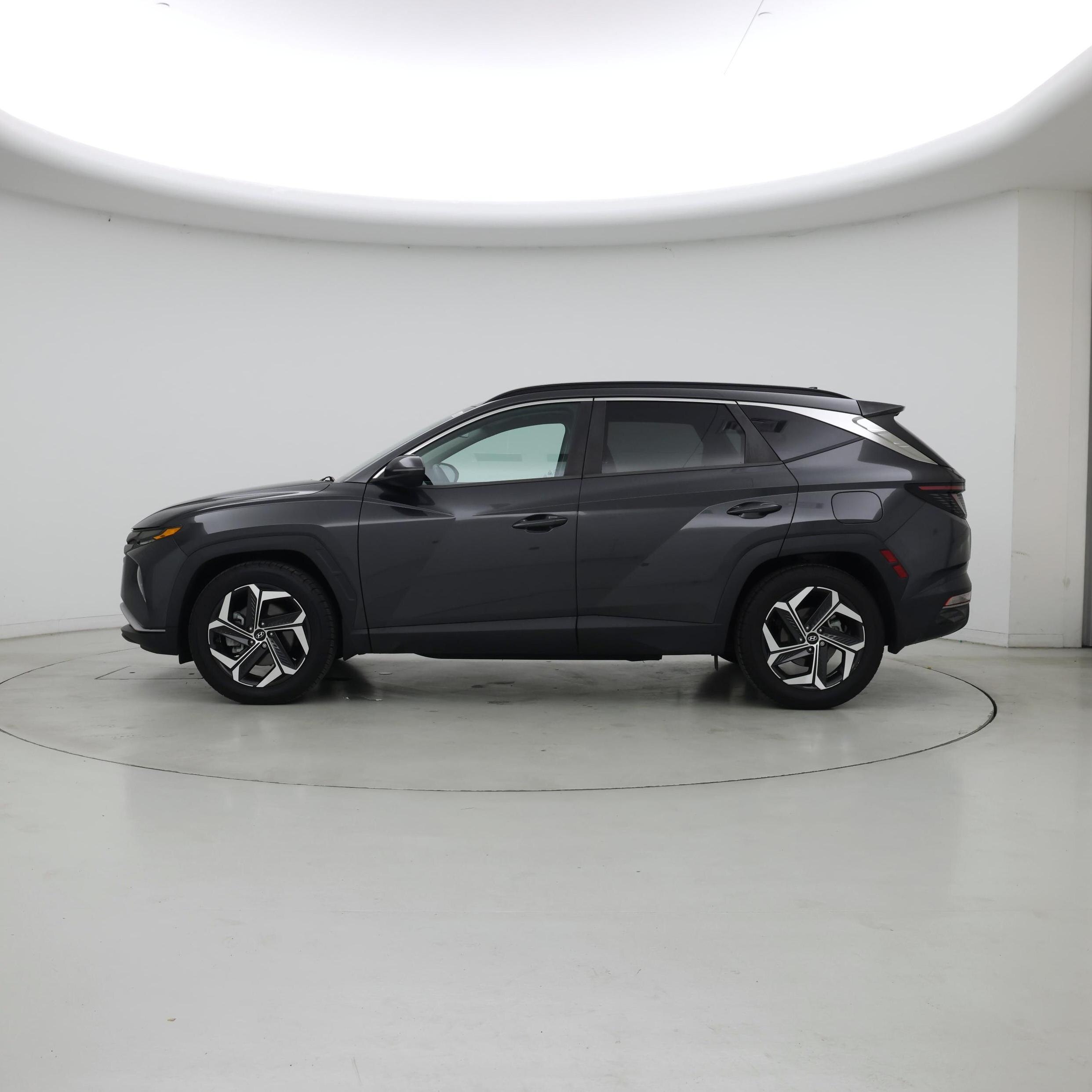 Thumbnail: 2022 Hyundai Tucson - 3