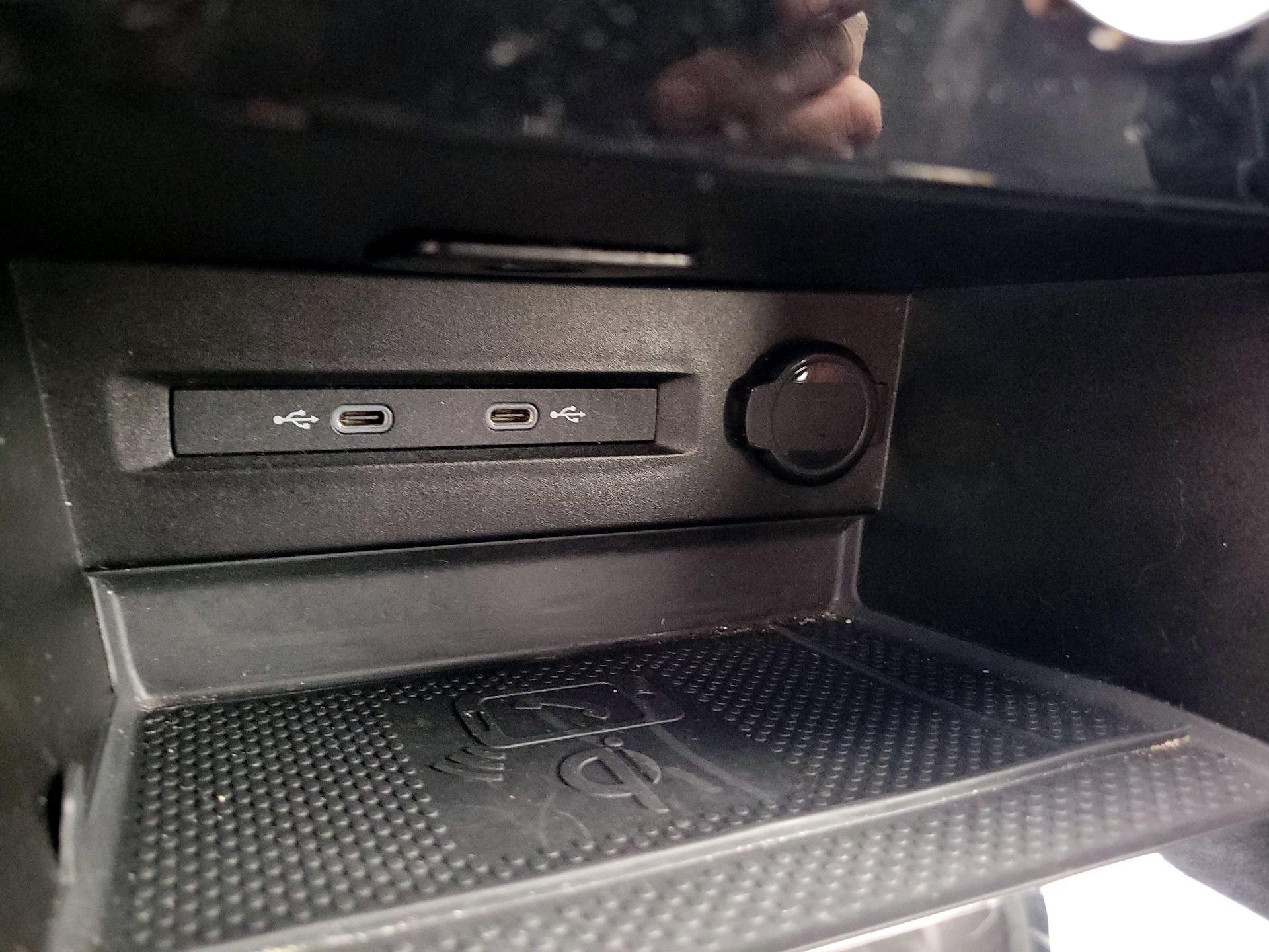 Thumbnail: 2024 Volkswagen Taos - 18