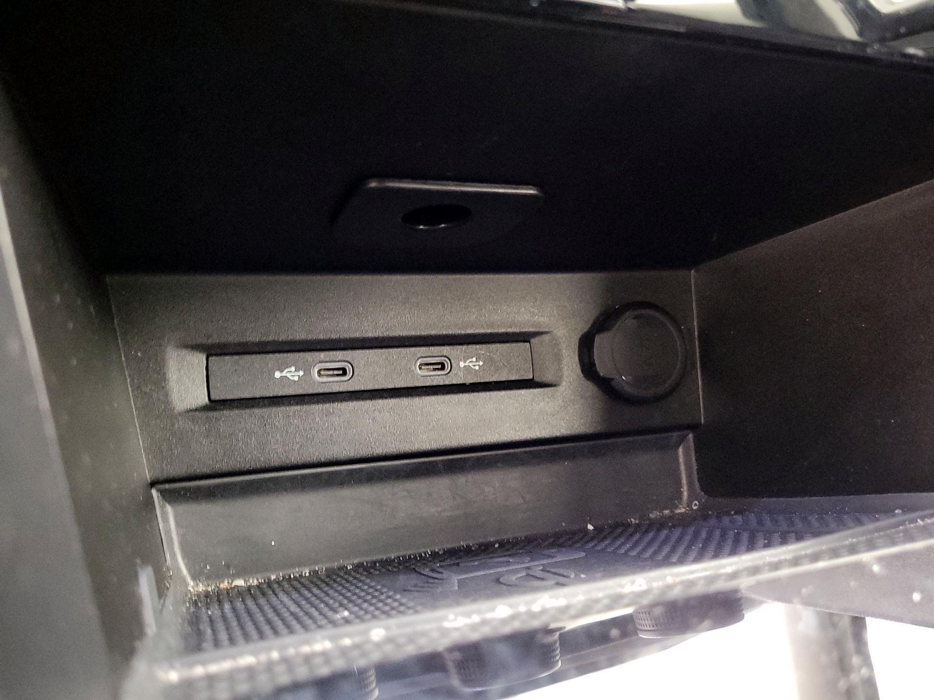 Thumbnail: 2024 Volkswagen Taos - 18