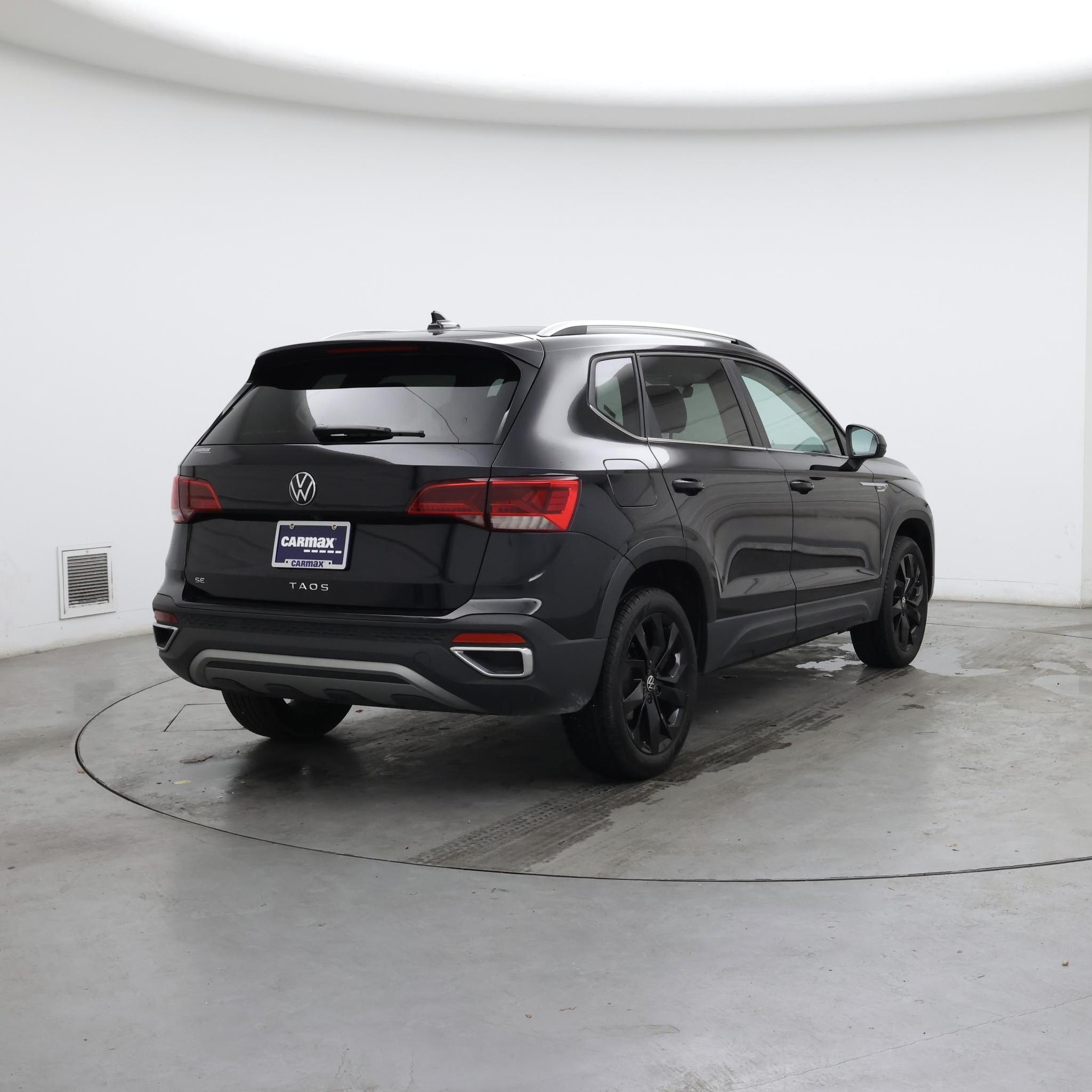 Thumbnail: 2024 Volkswagen Taos - 8