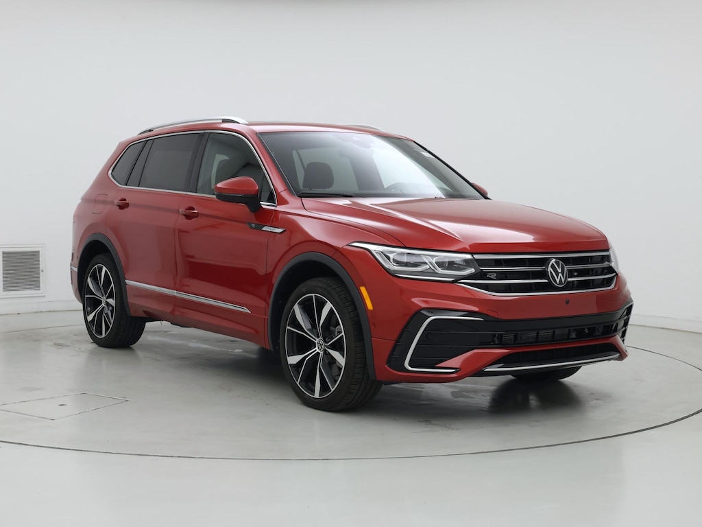 Volkswagen Tiguan SEL R-Line 4Motion