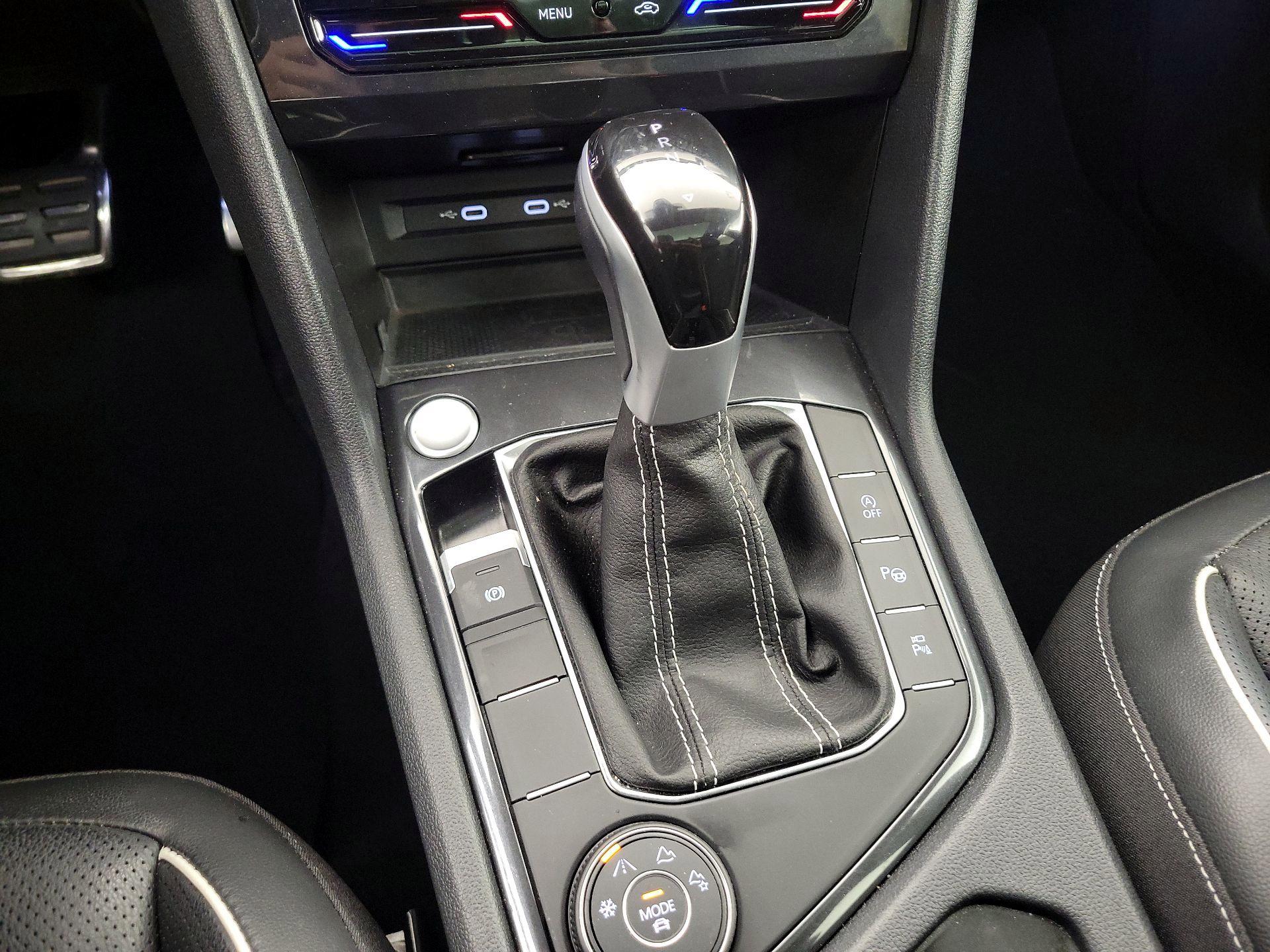 Thumbnail: 2024 Volkswagen Tiguan - 18