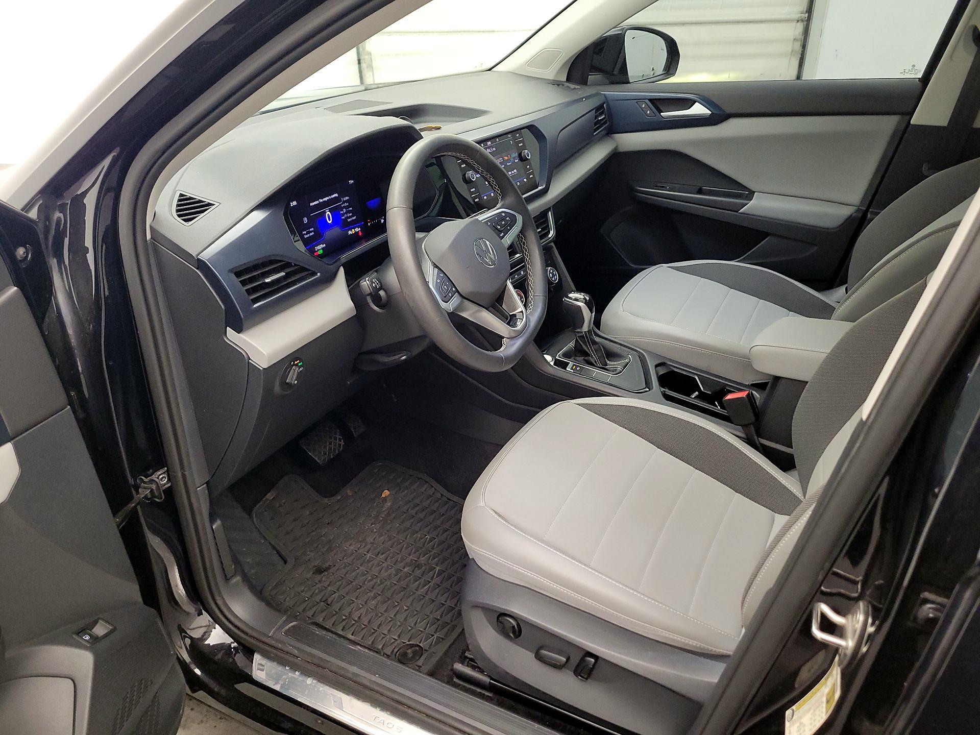 Thumbnail: 2023 Volkswagen Taos - 11