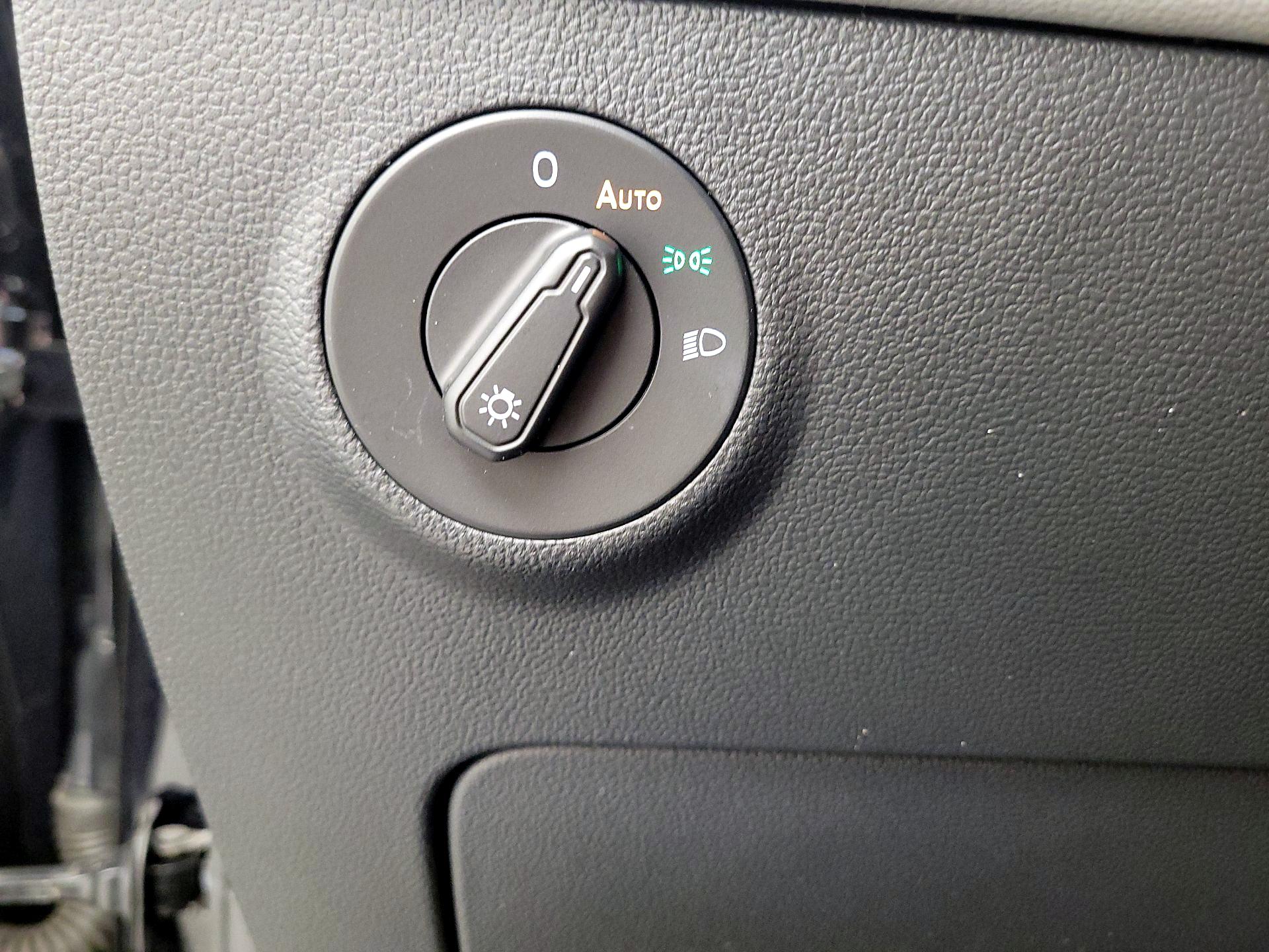 Thumbnail: 2023 Volkswagen Taos - 13